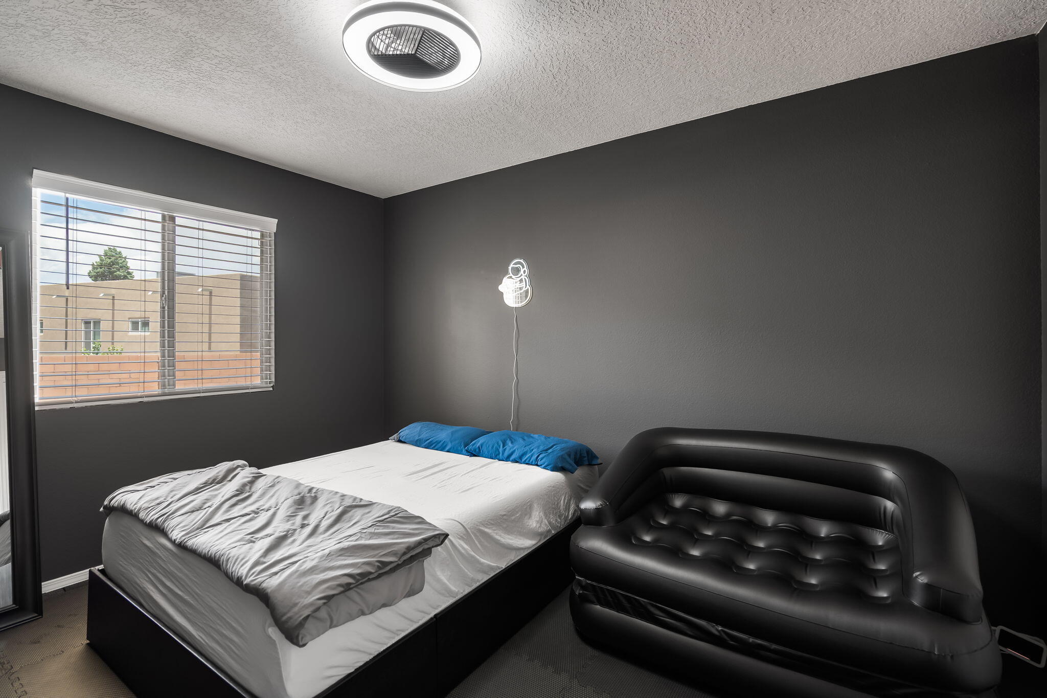 5035 Ojos Azul Court NW