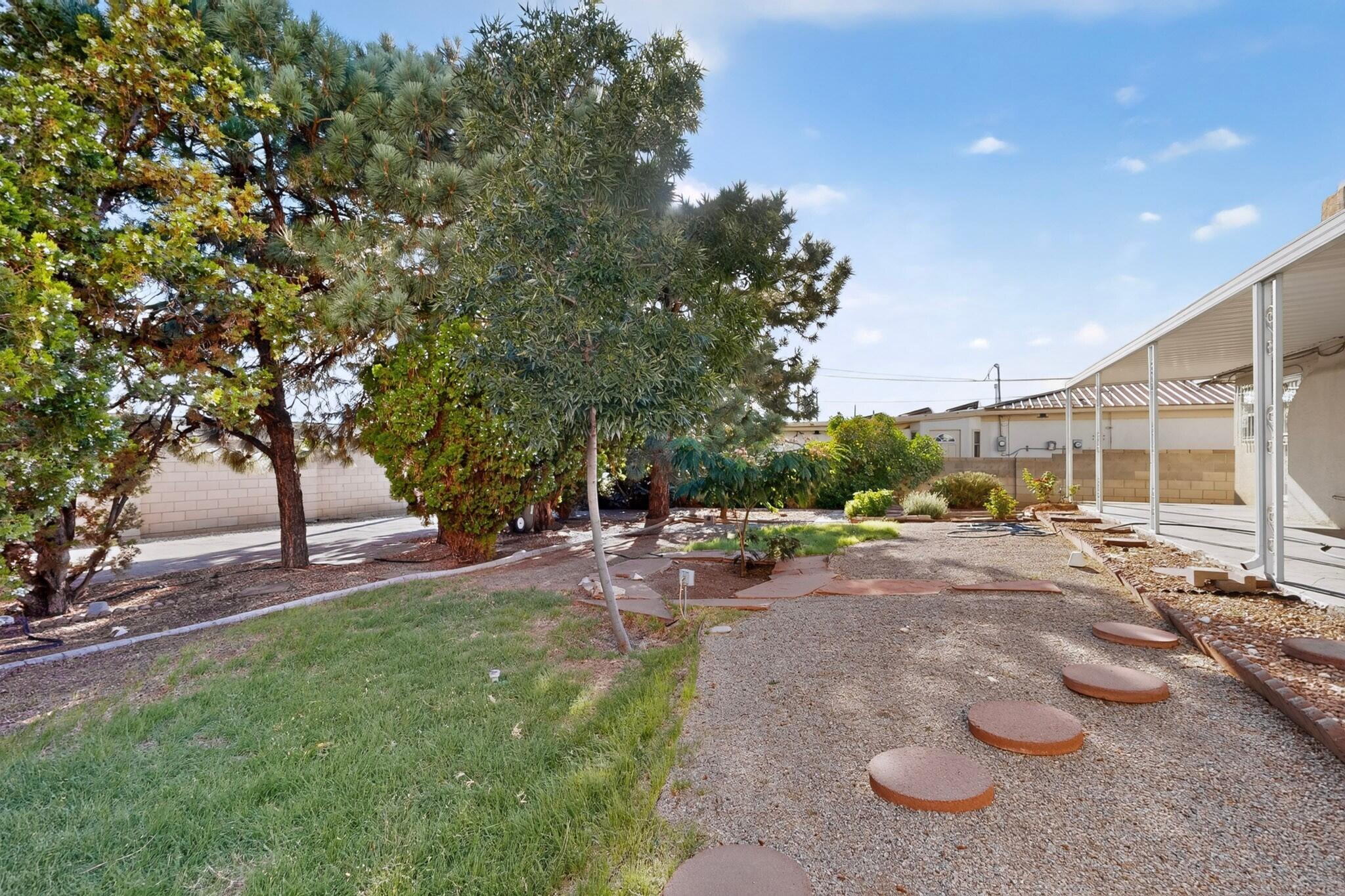 8616 Gutierrez Road NE