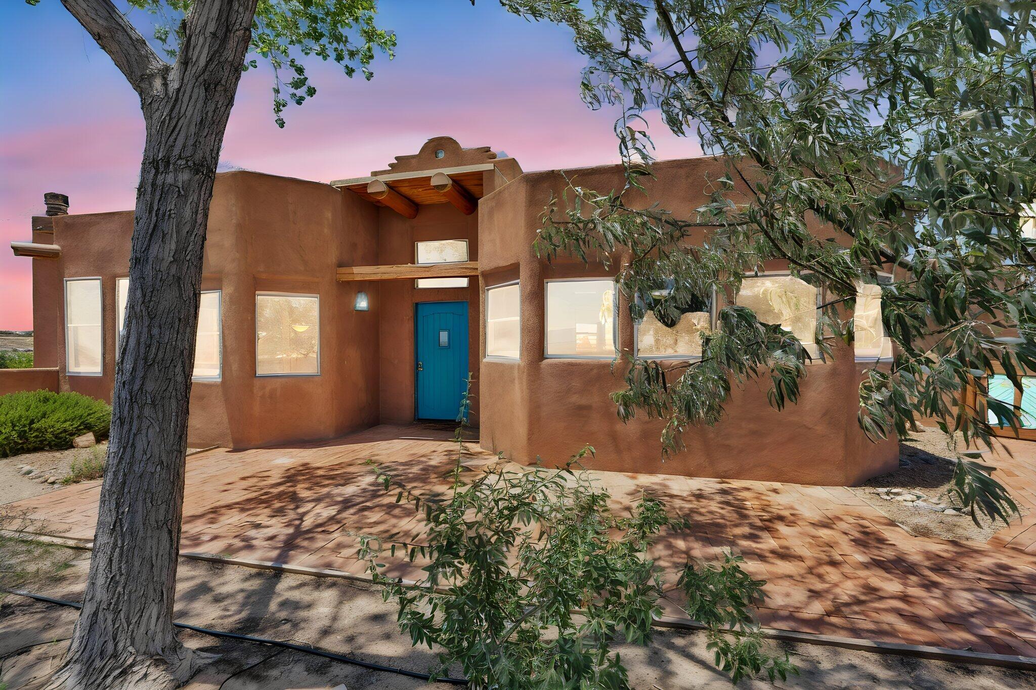 1201 Chihuahua Road NE