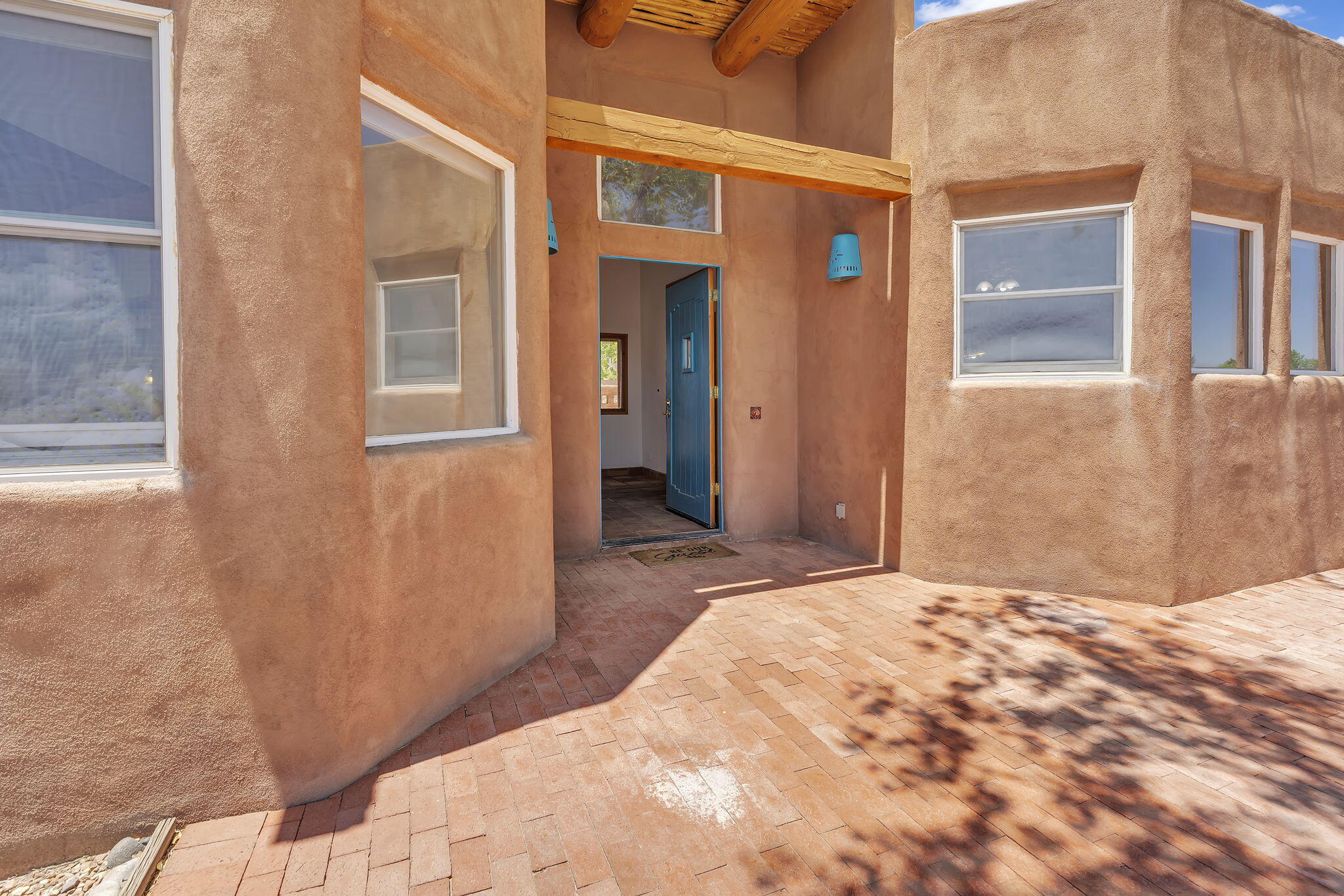 1201 Chihuahua Road NE