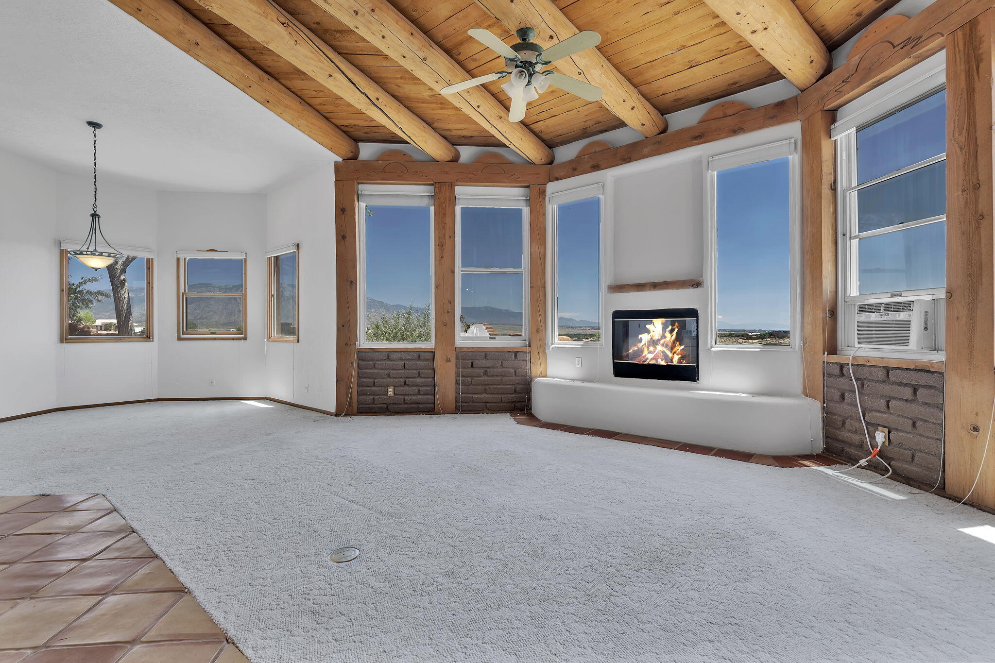 1201 Chihuahua Road NE