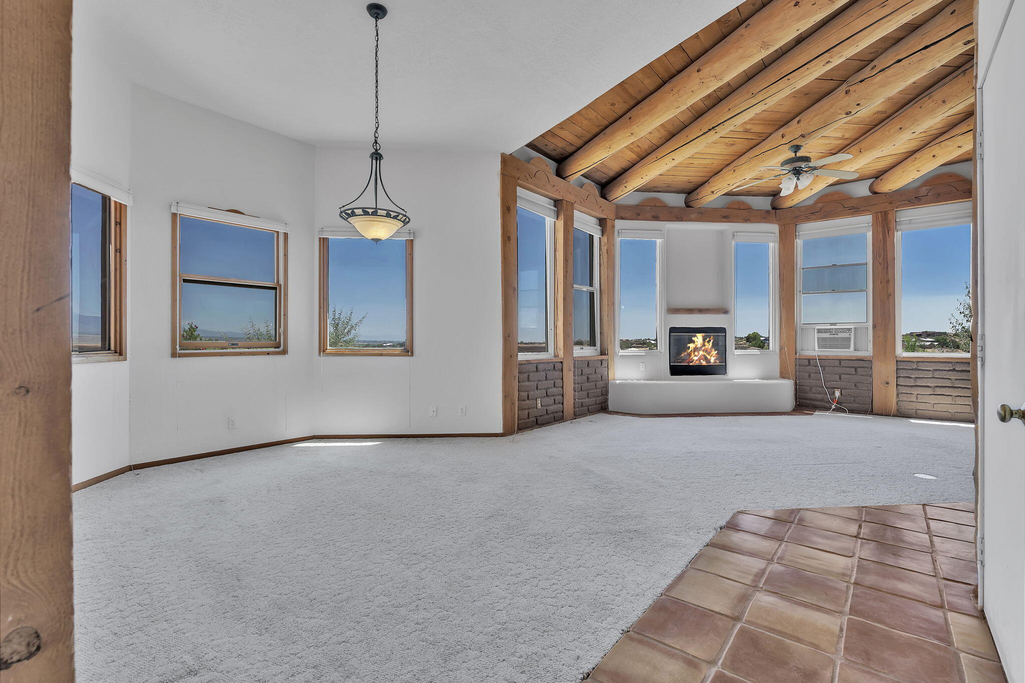 1201 Chihuahua Road NE