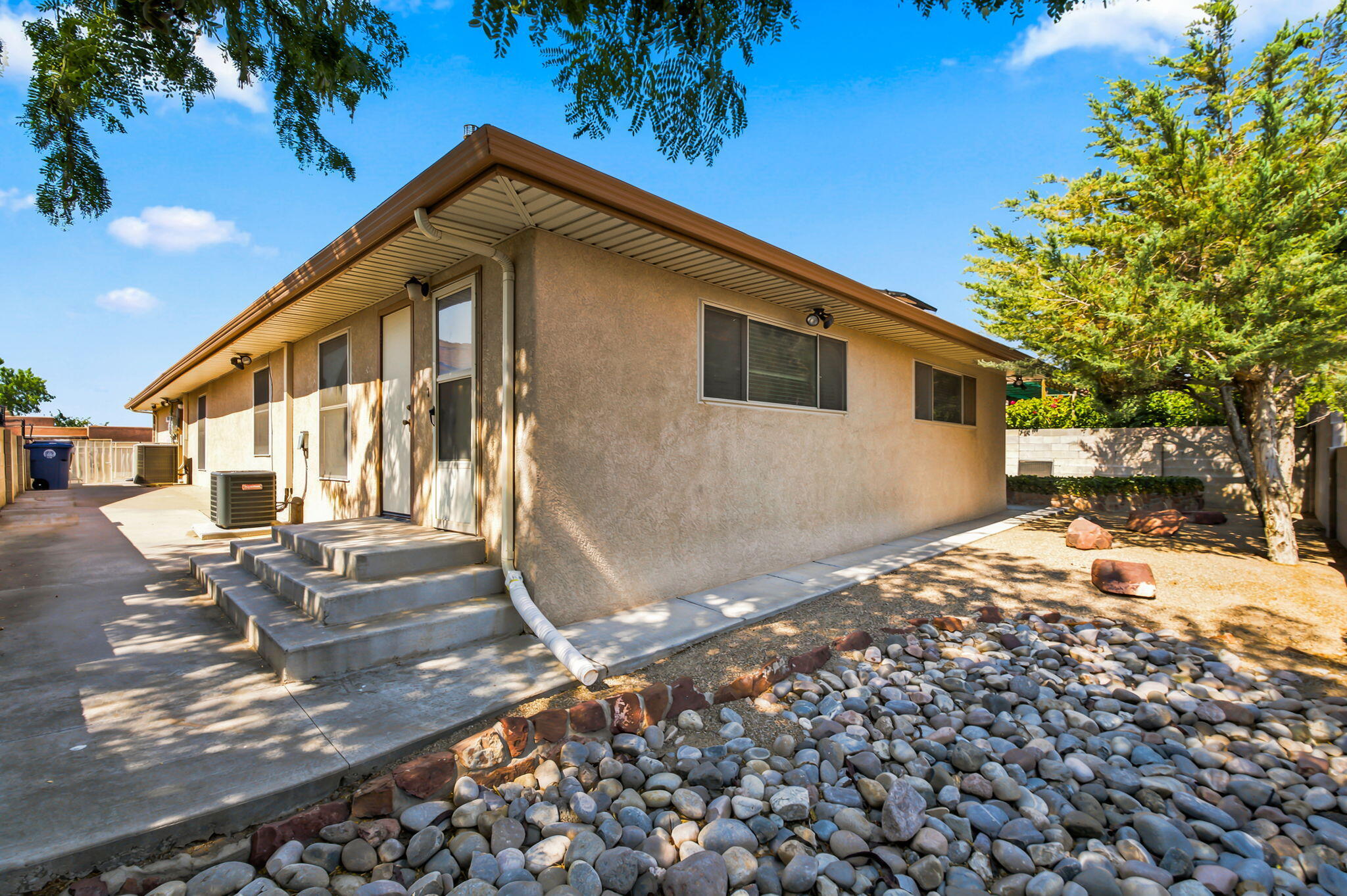 8908 Democracy Road NE
