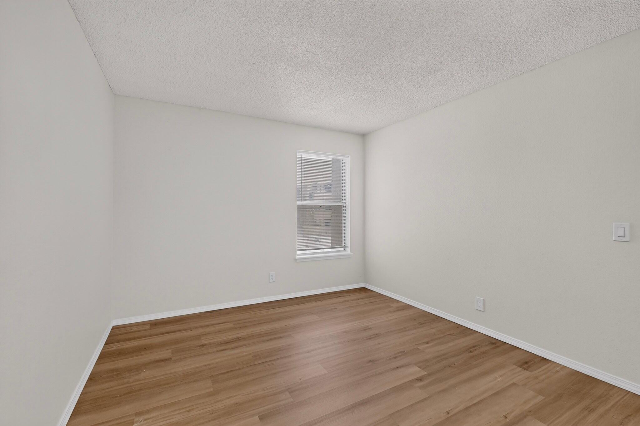 3859 Montgomery Boulevard NE APT 1321