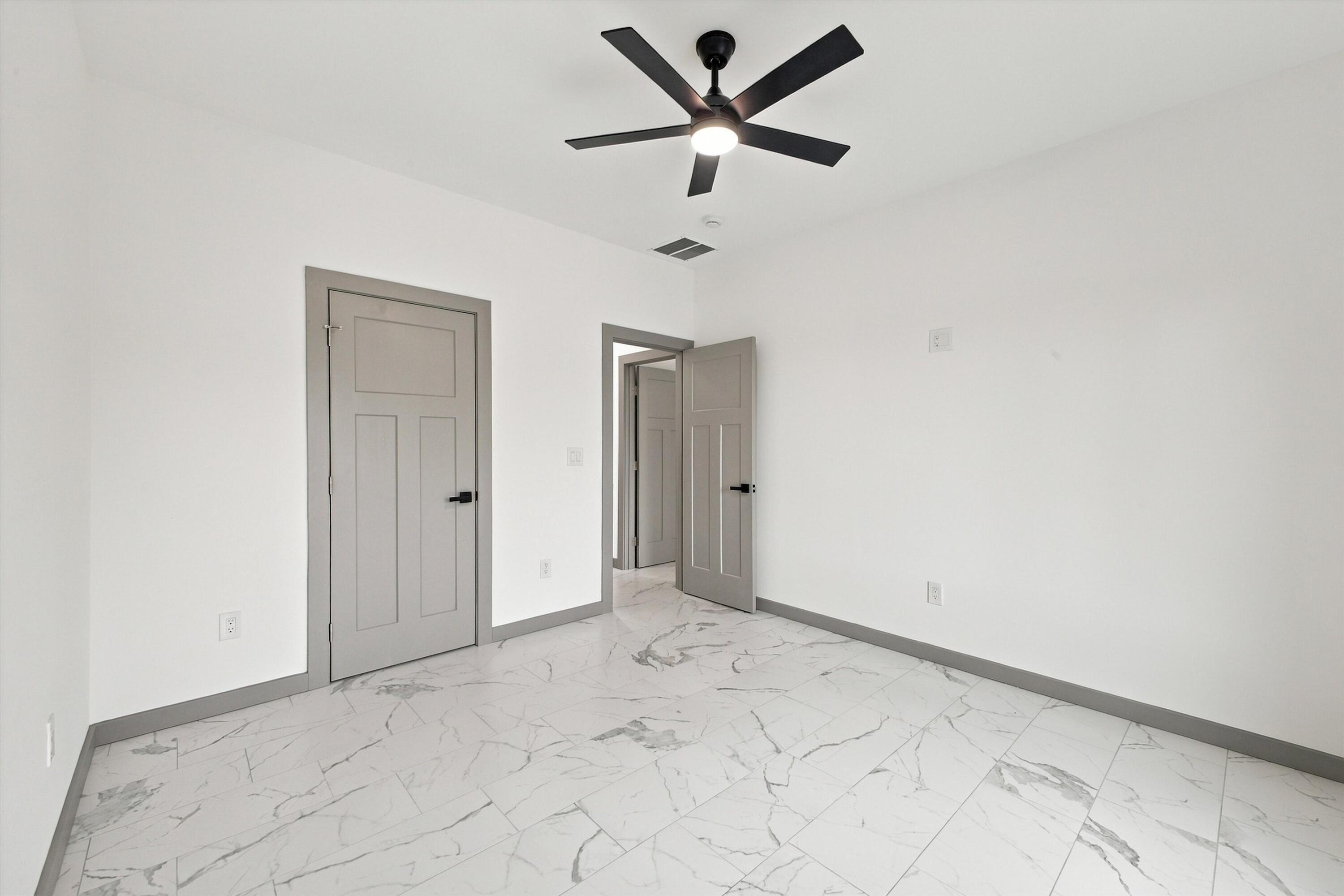 601 Acoma Drive