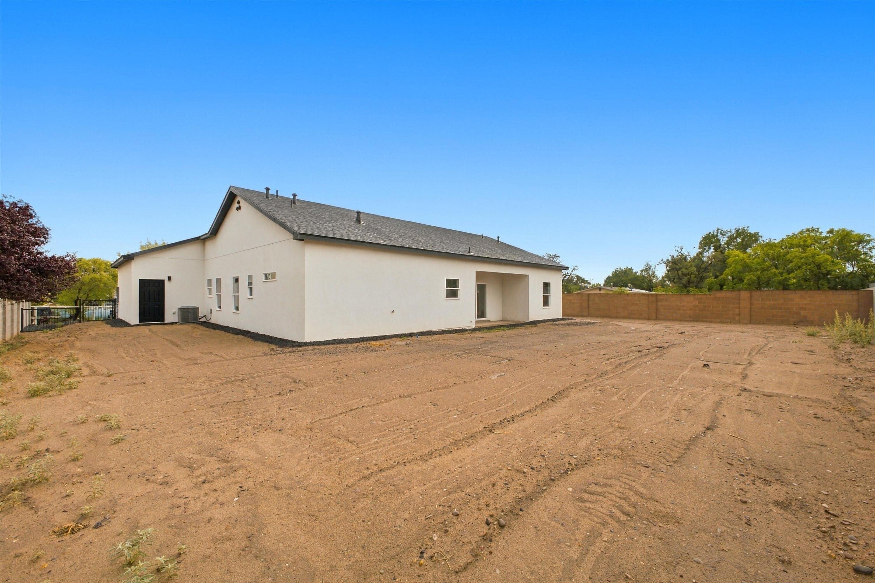 601 Acoma Drive