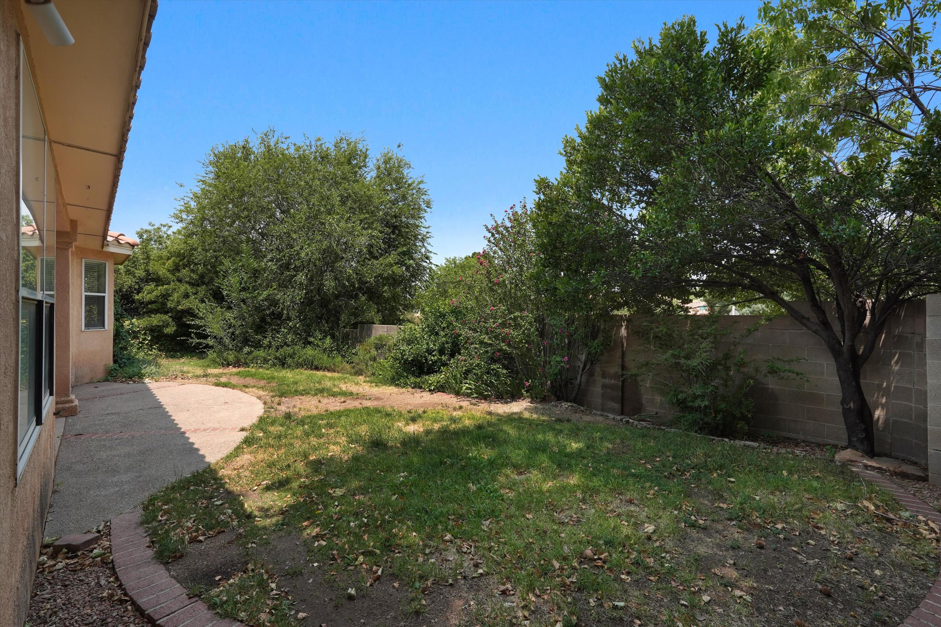 12309 La Vista Grande Drive NE