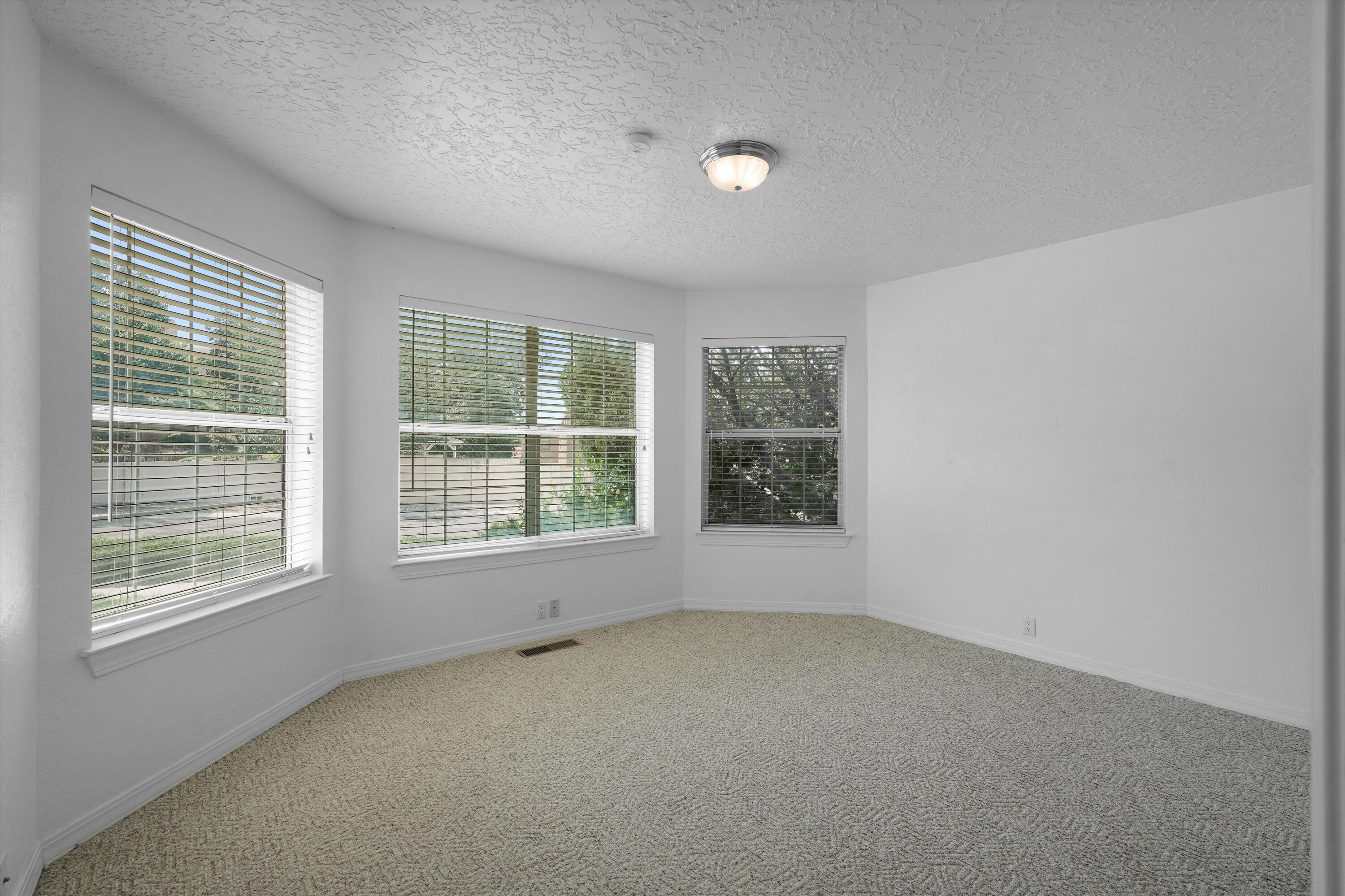 12309 La Vista Grande Drive NE