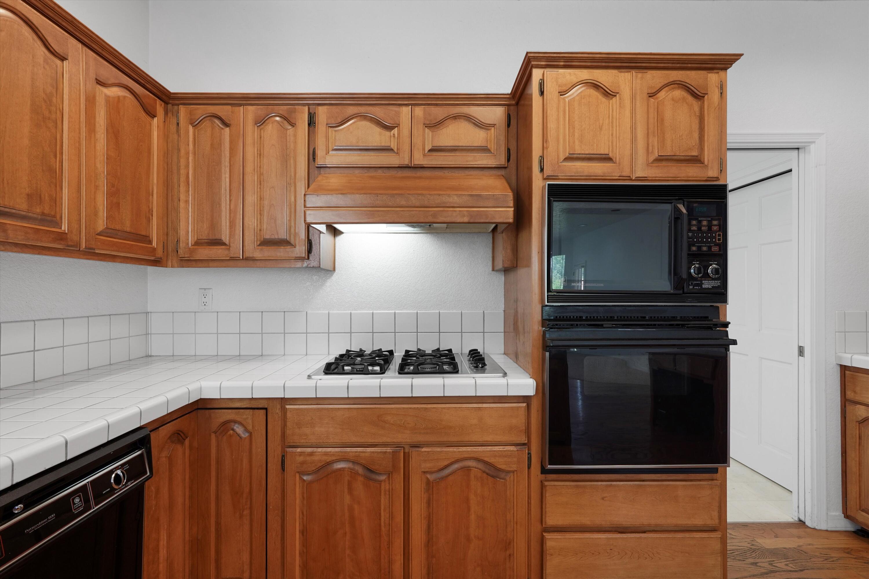12309 La Vista Grande Drive NE