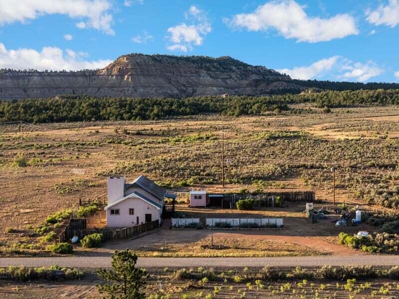 11 Old Hwy 95