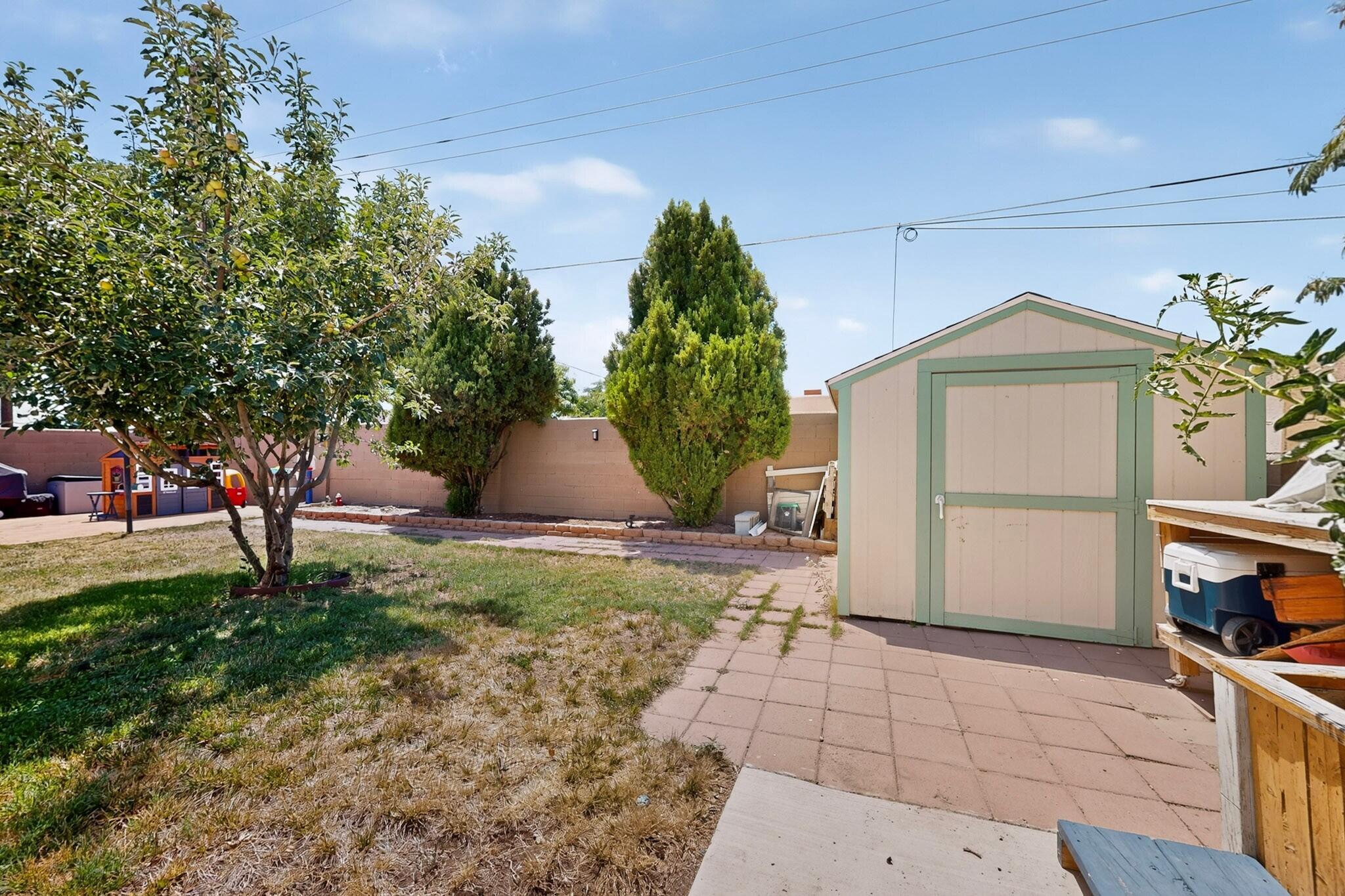3405 Cardenas Drive NE