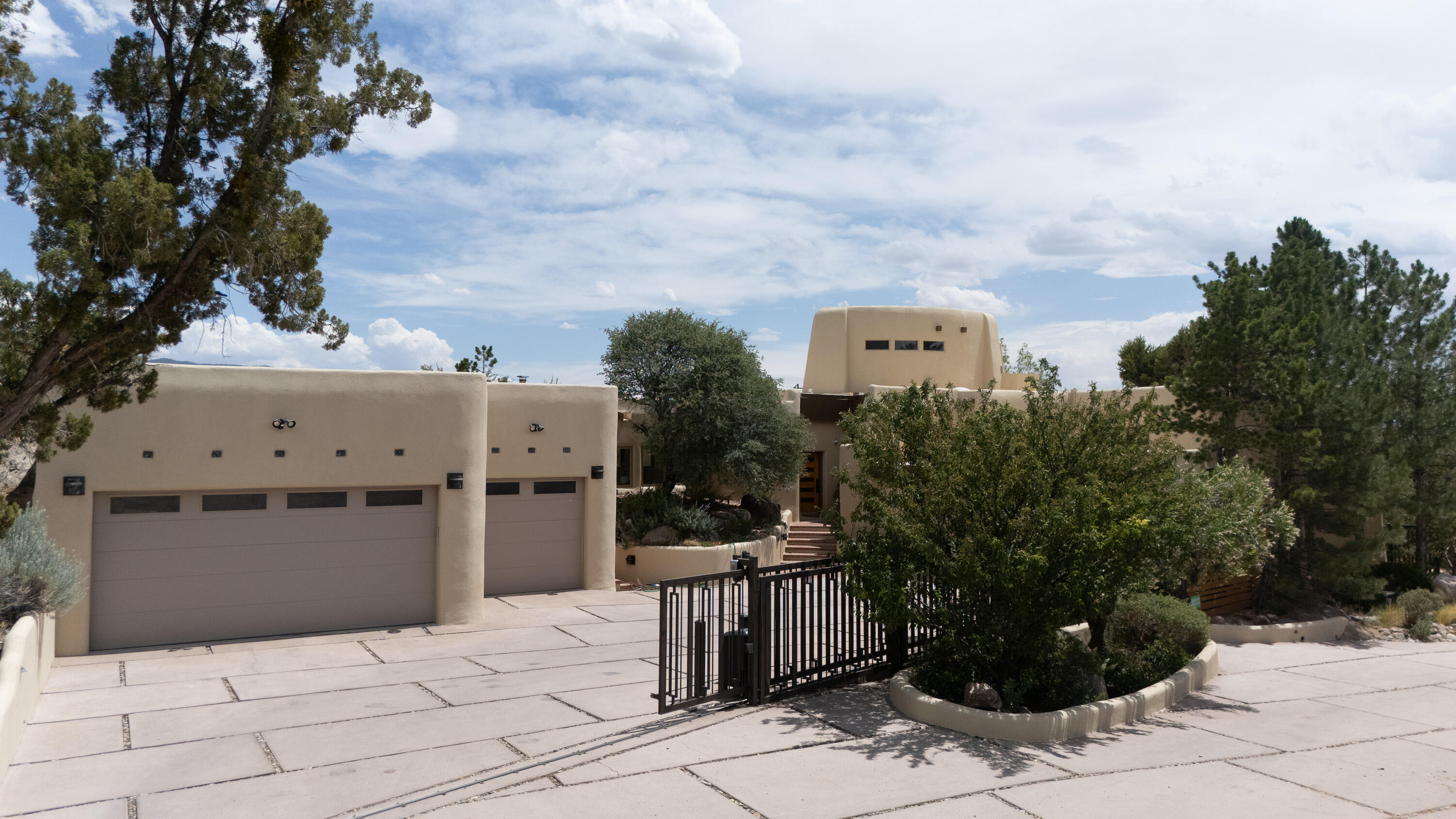 218 Spring Creek Lane NE