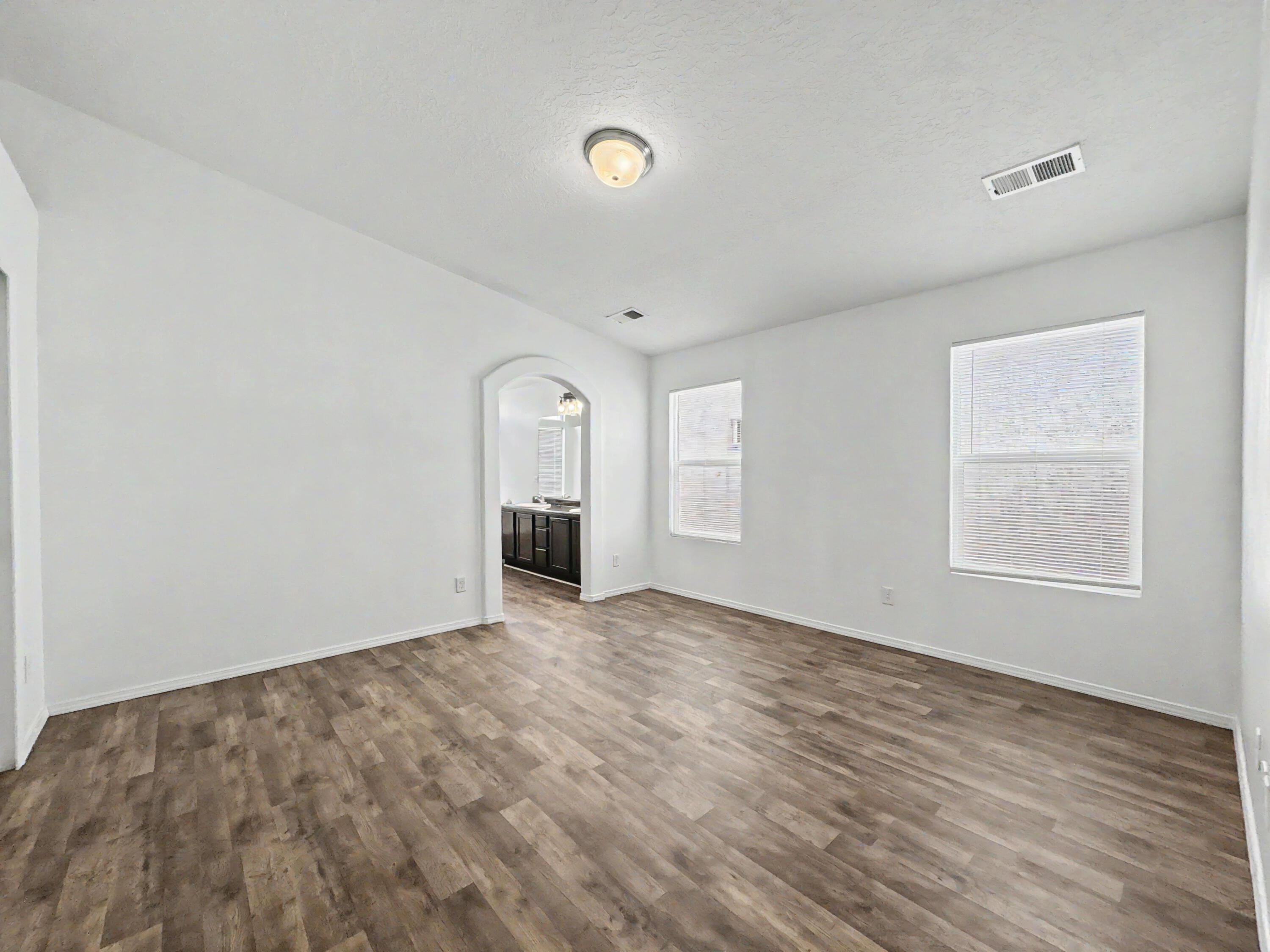 2851 Merlot Drive SW
