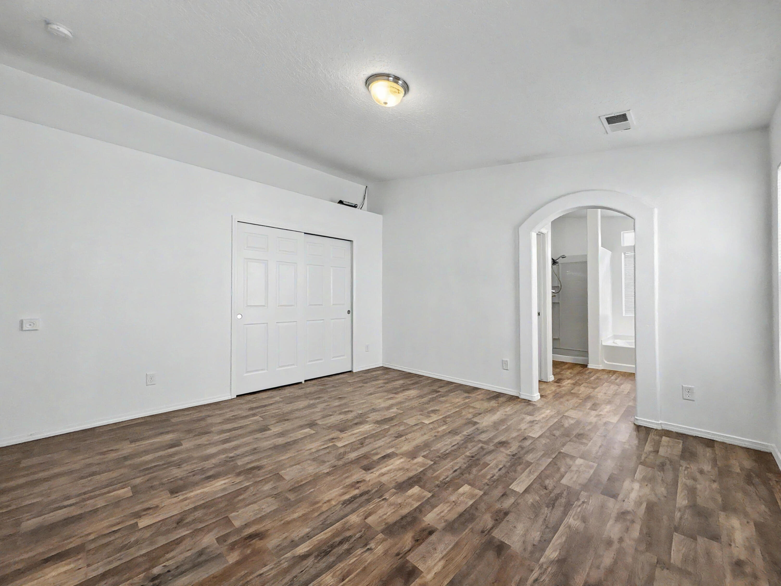 2851 Merlot Drive SW
