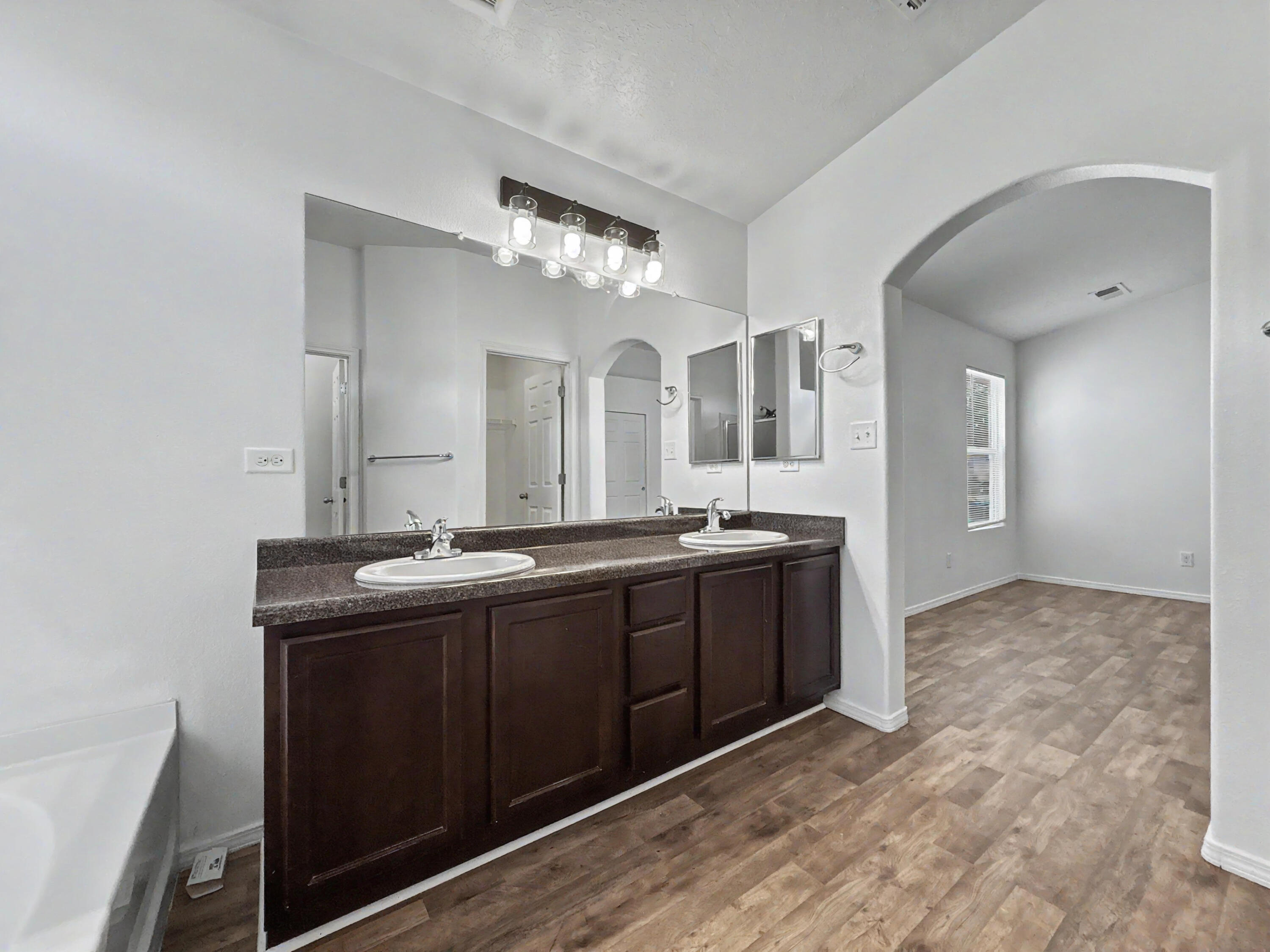 2851 Merlot Drive SW
