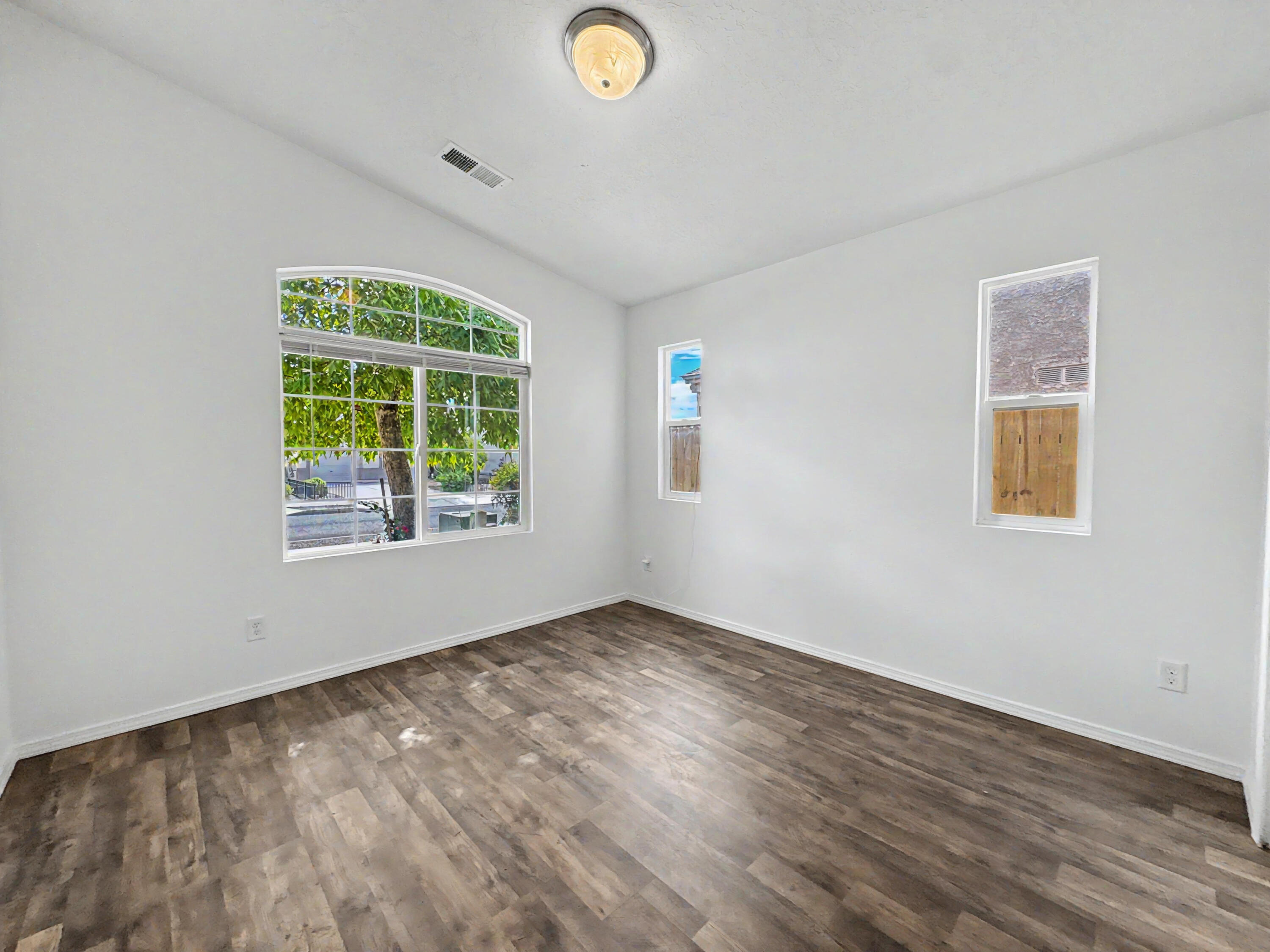 2851 Merlot Drive SW