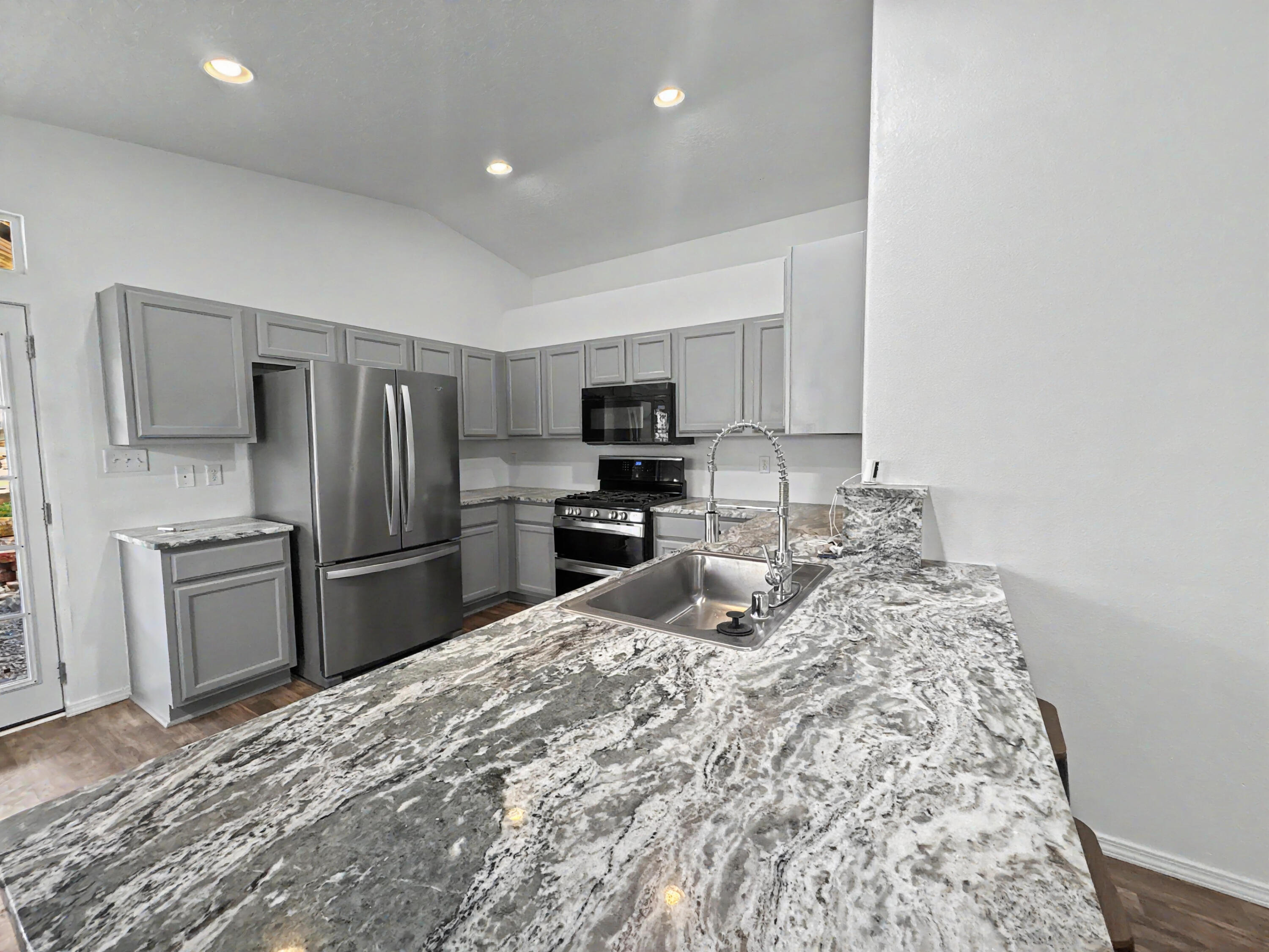 2851 Merlot Drive SW