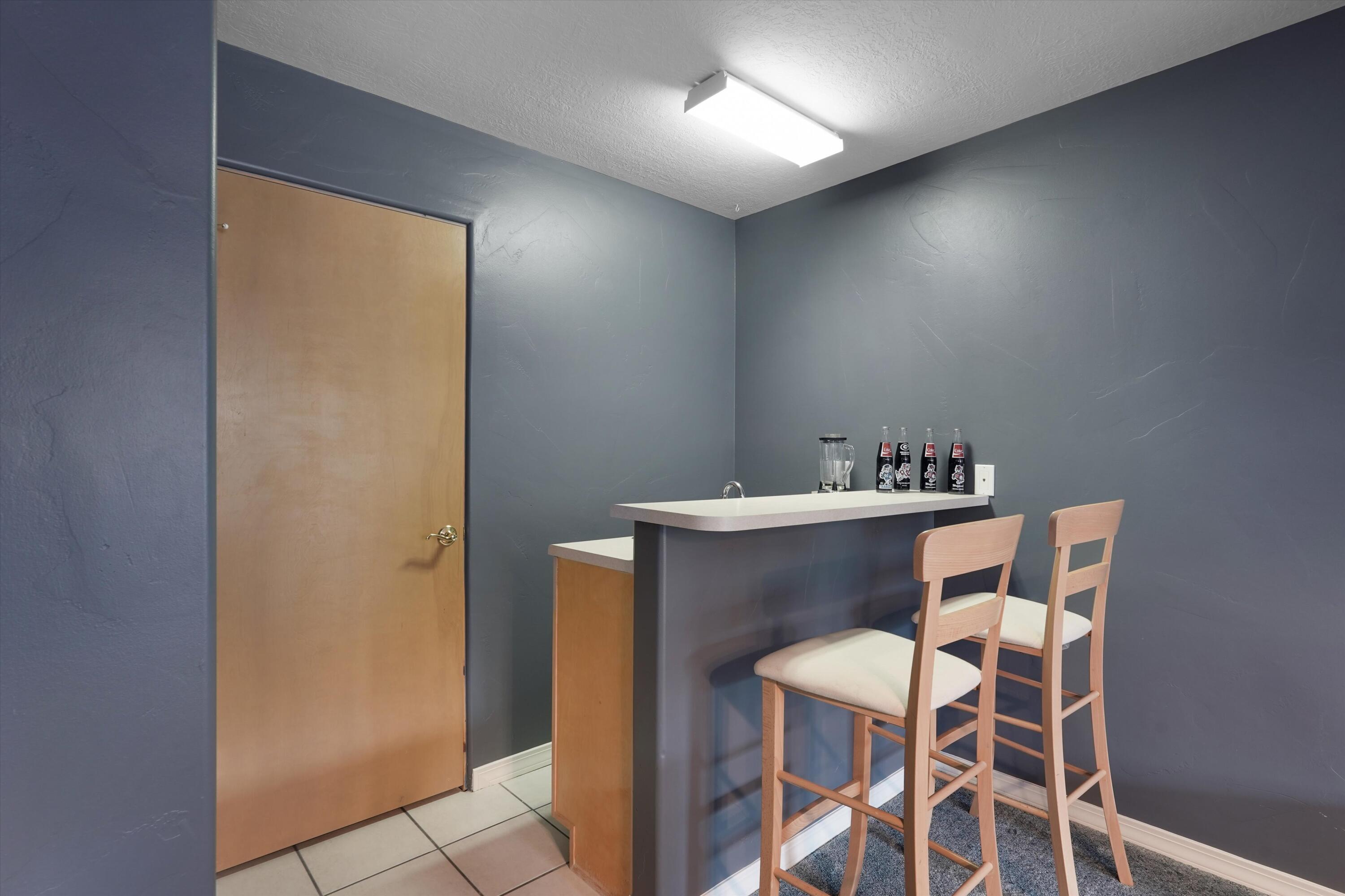 10709 San Francisco Road NE