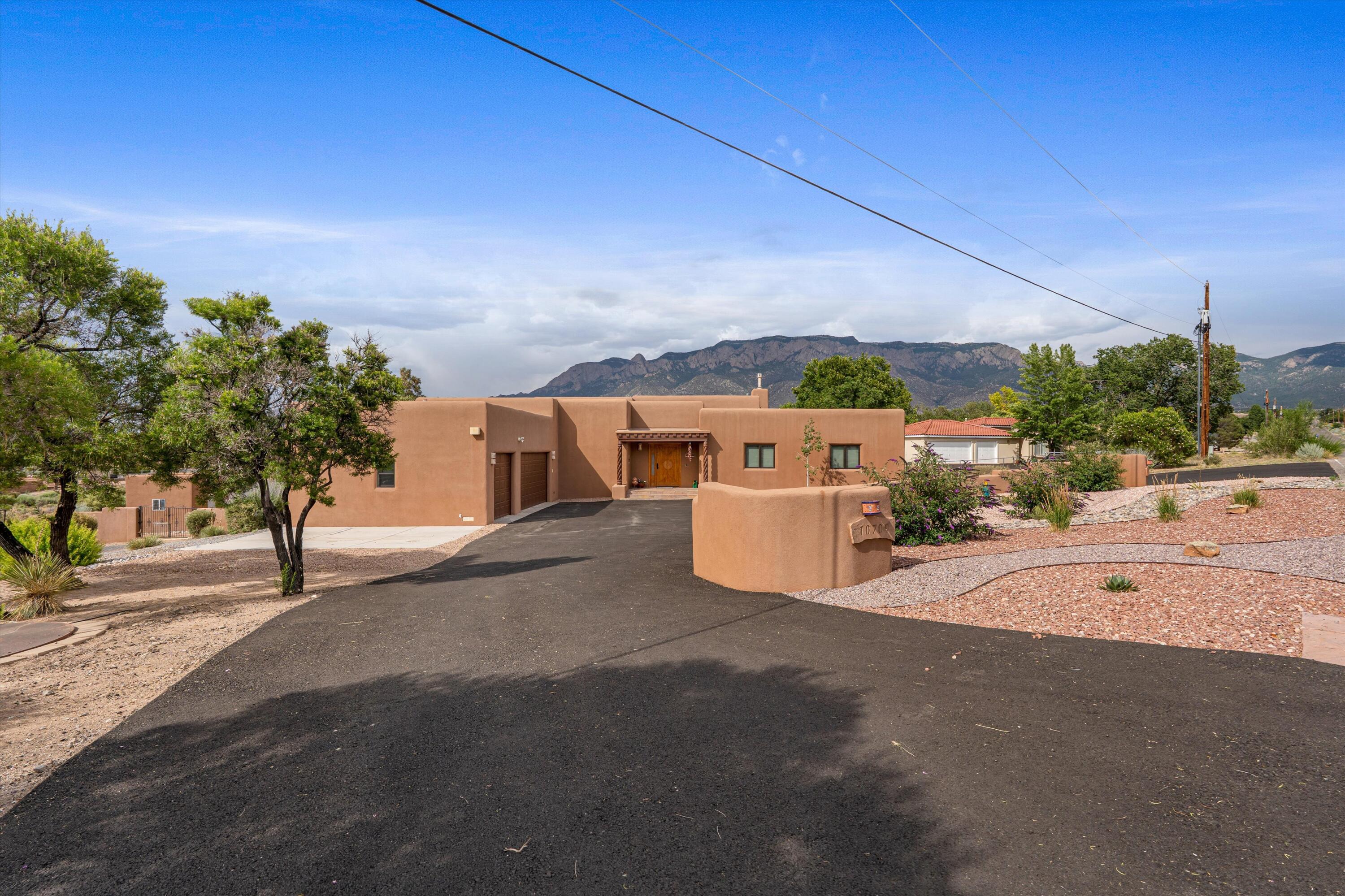 10709 San Francisco Road NE
