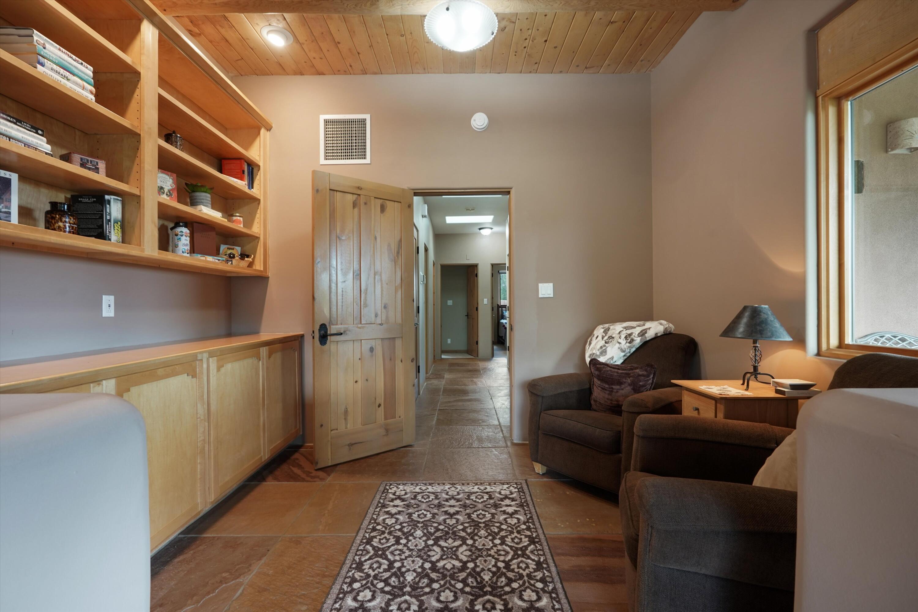 10709 San Francisco Road NE