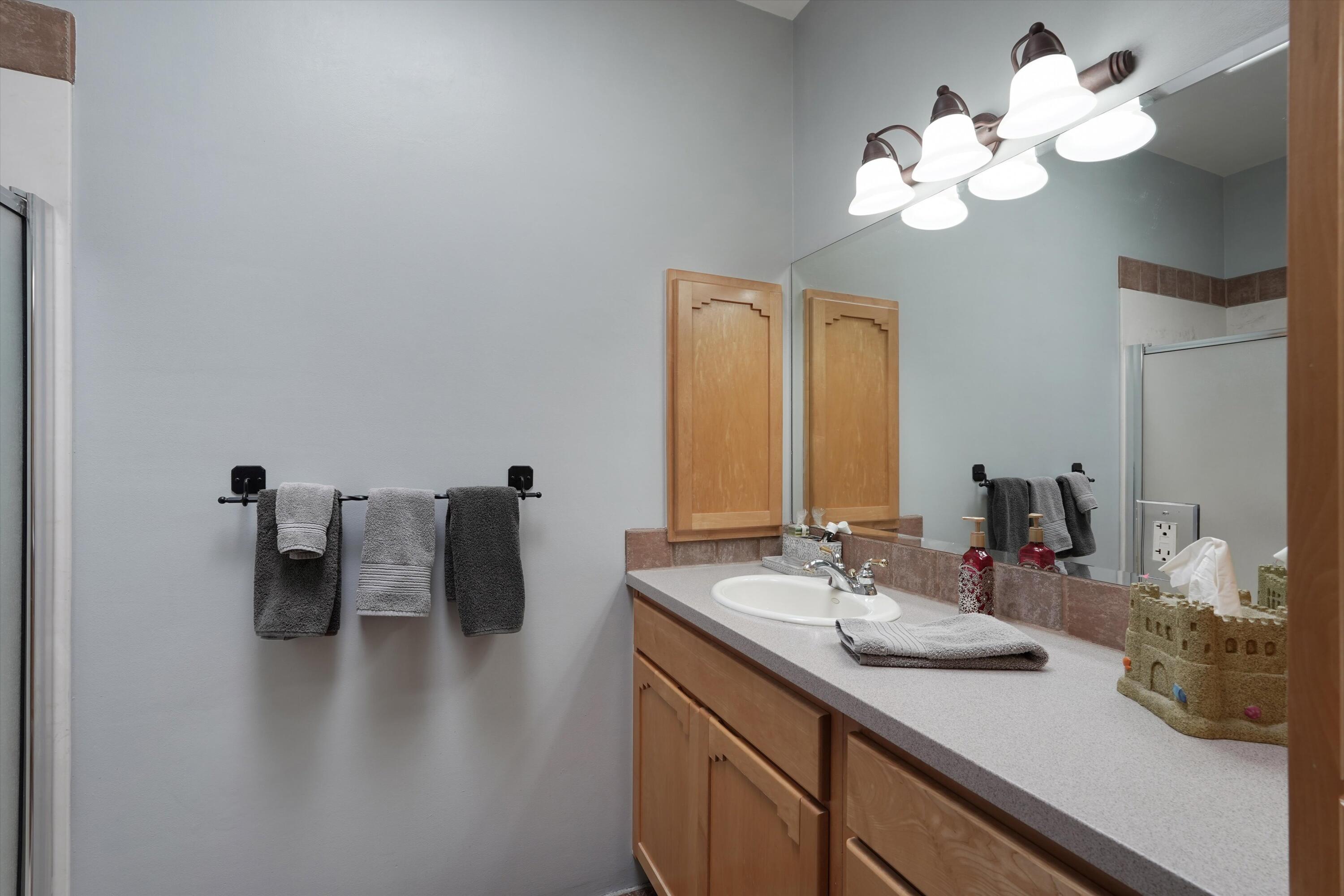 10709 San Francisco Road NE
