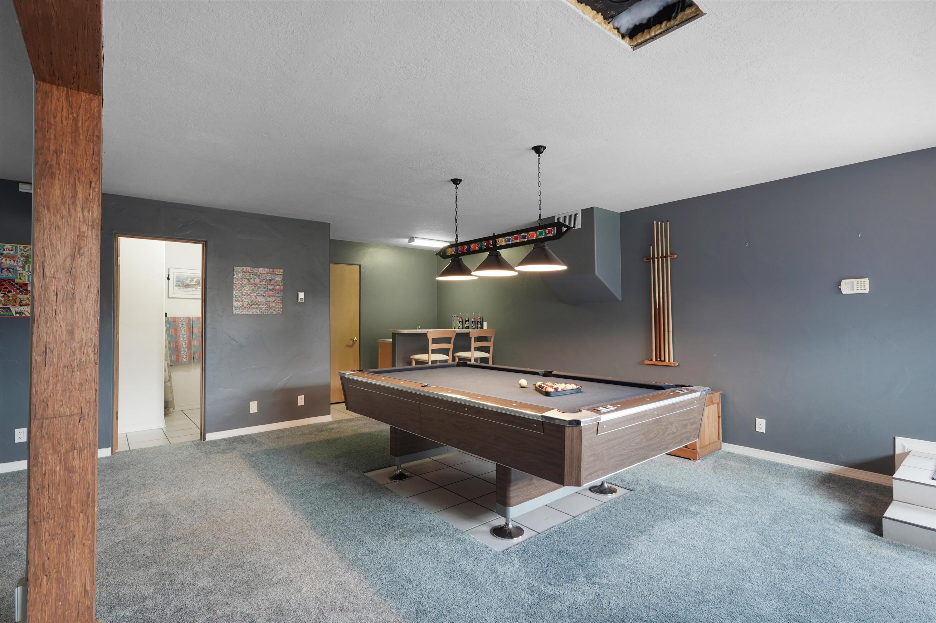 10709 San Francisco Road NE
