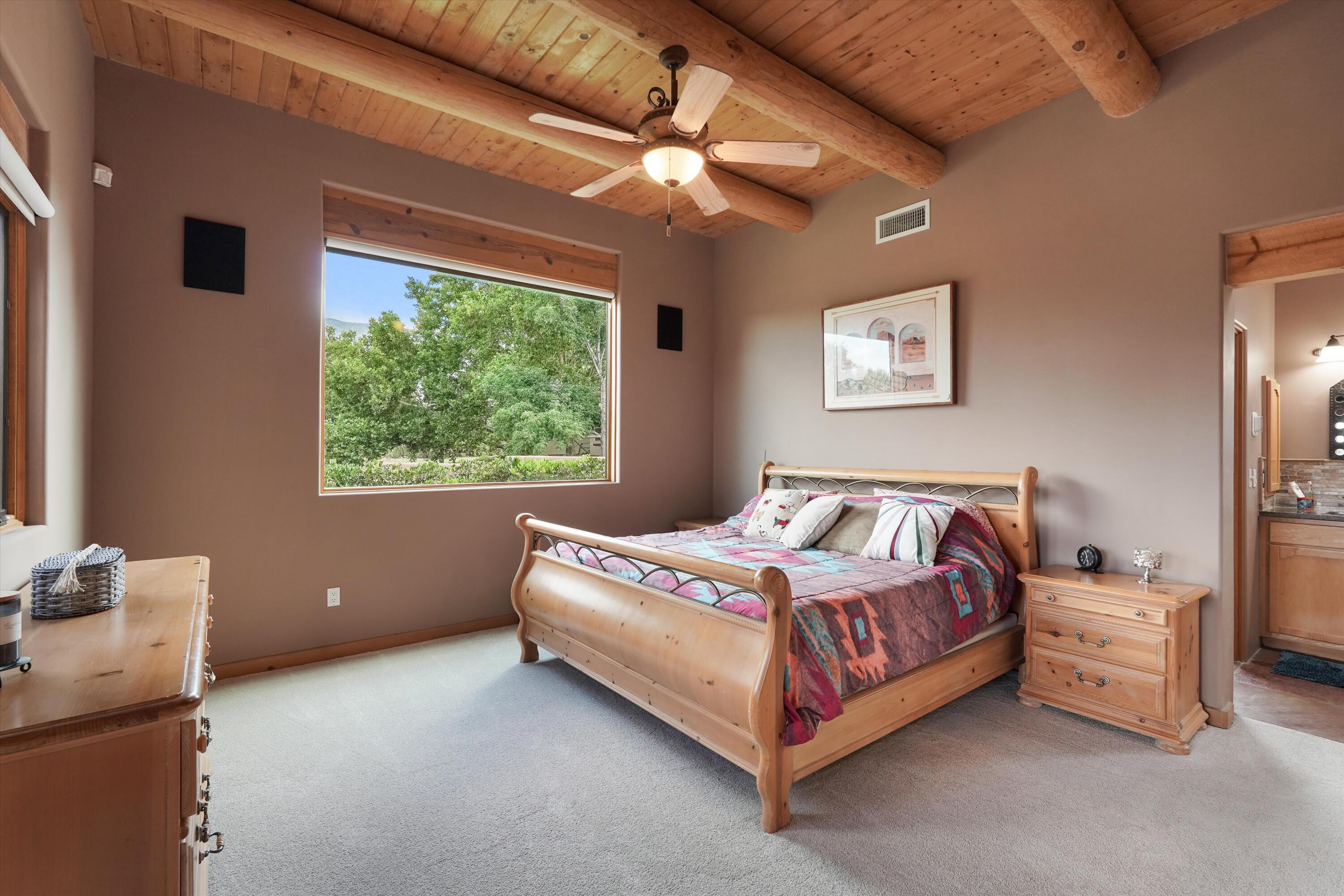 10709 San Francisco Road NE