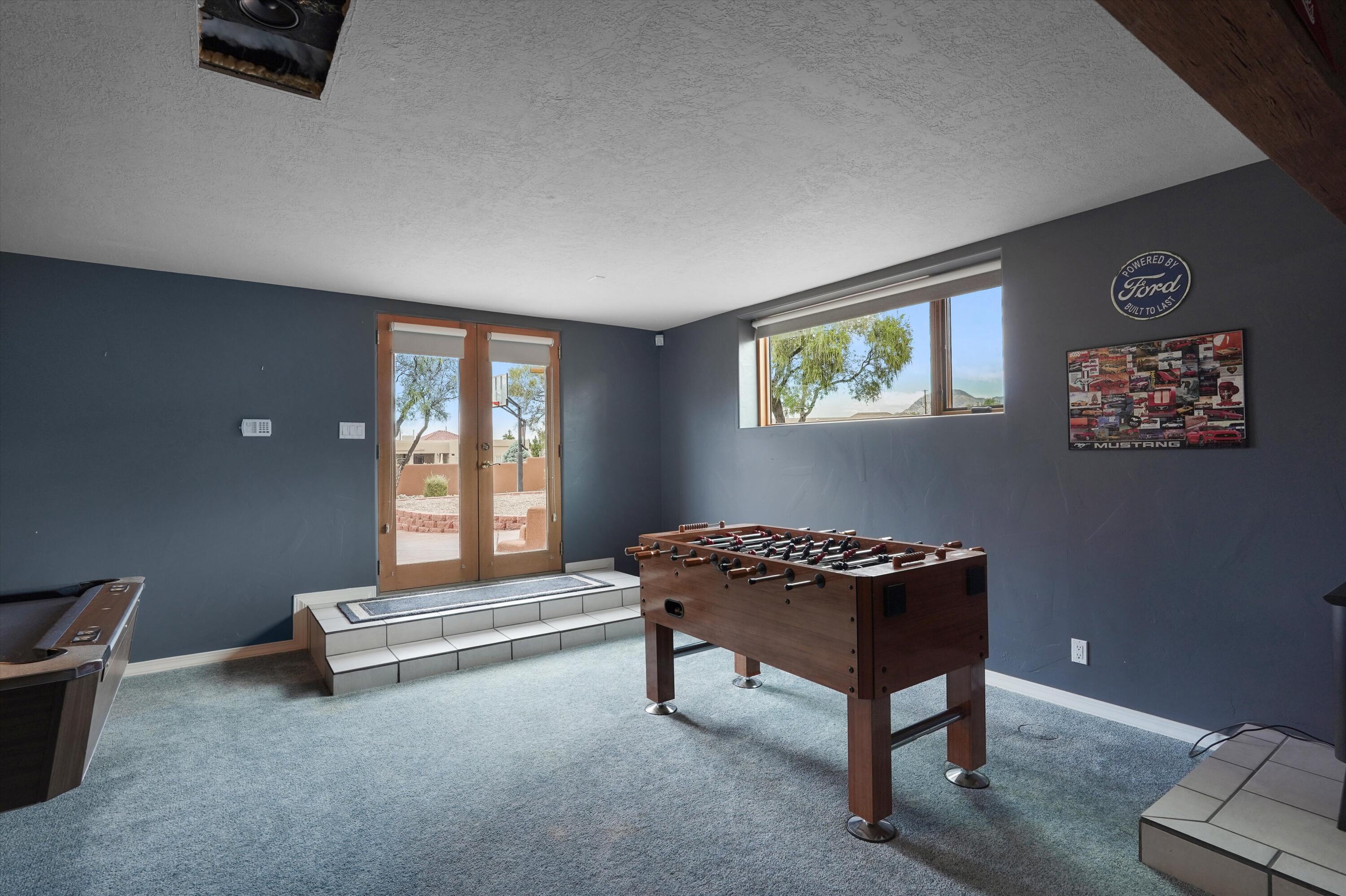 10709 San Francisco Road NE