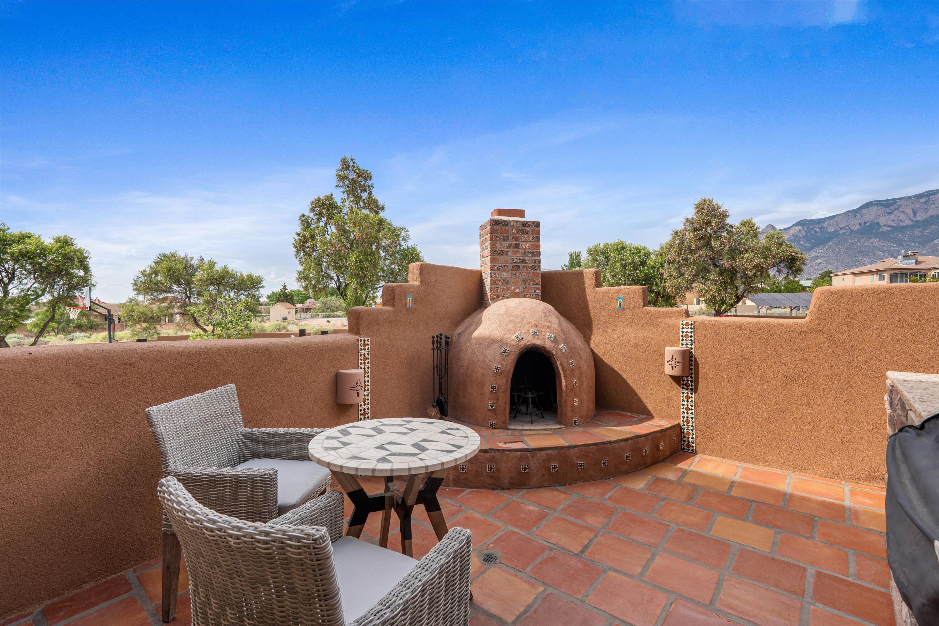 10709 San Francisco Road NE