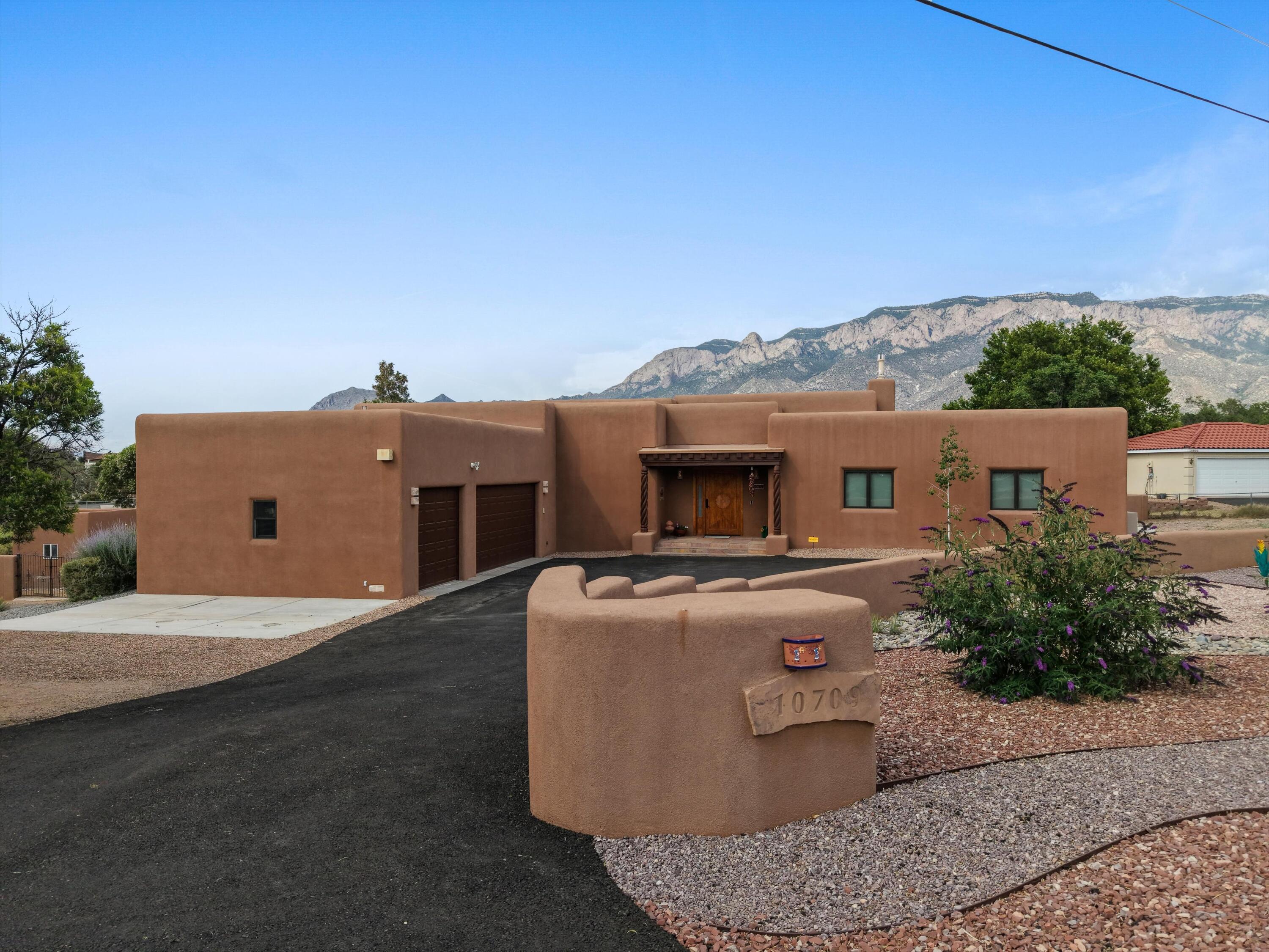 10709 San Francisco Road NE