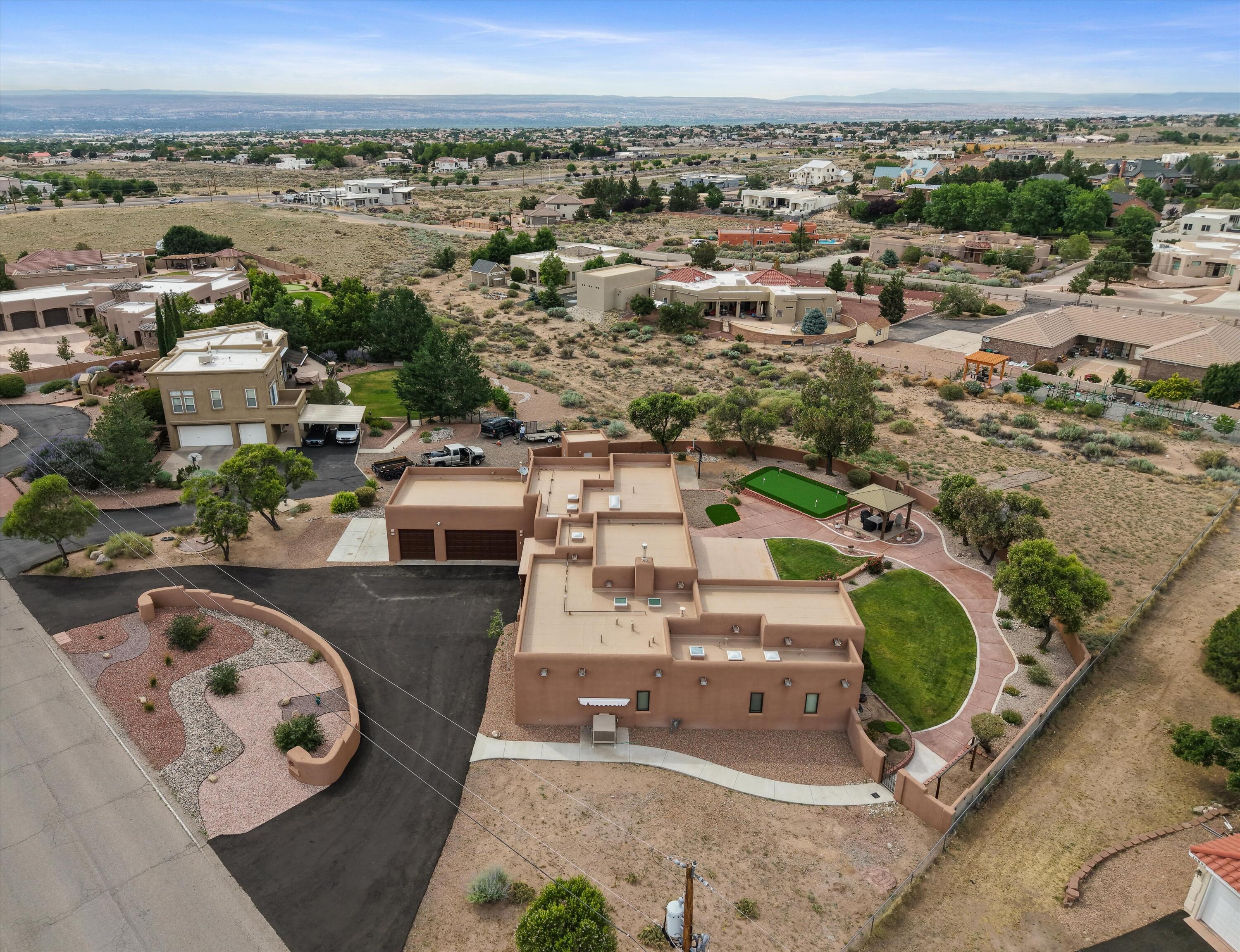 10709 San Francisco Road NE