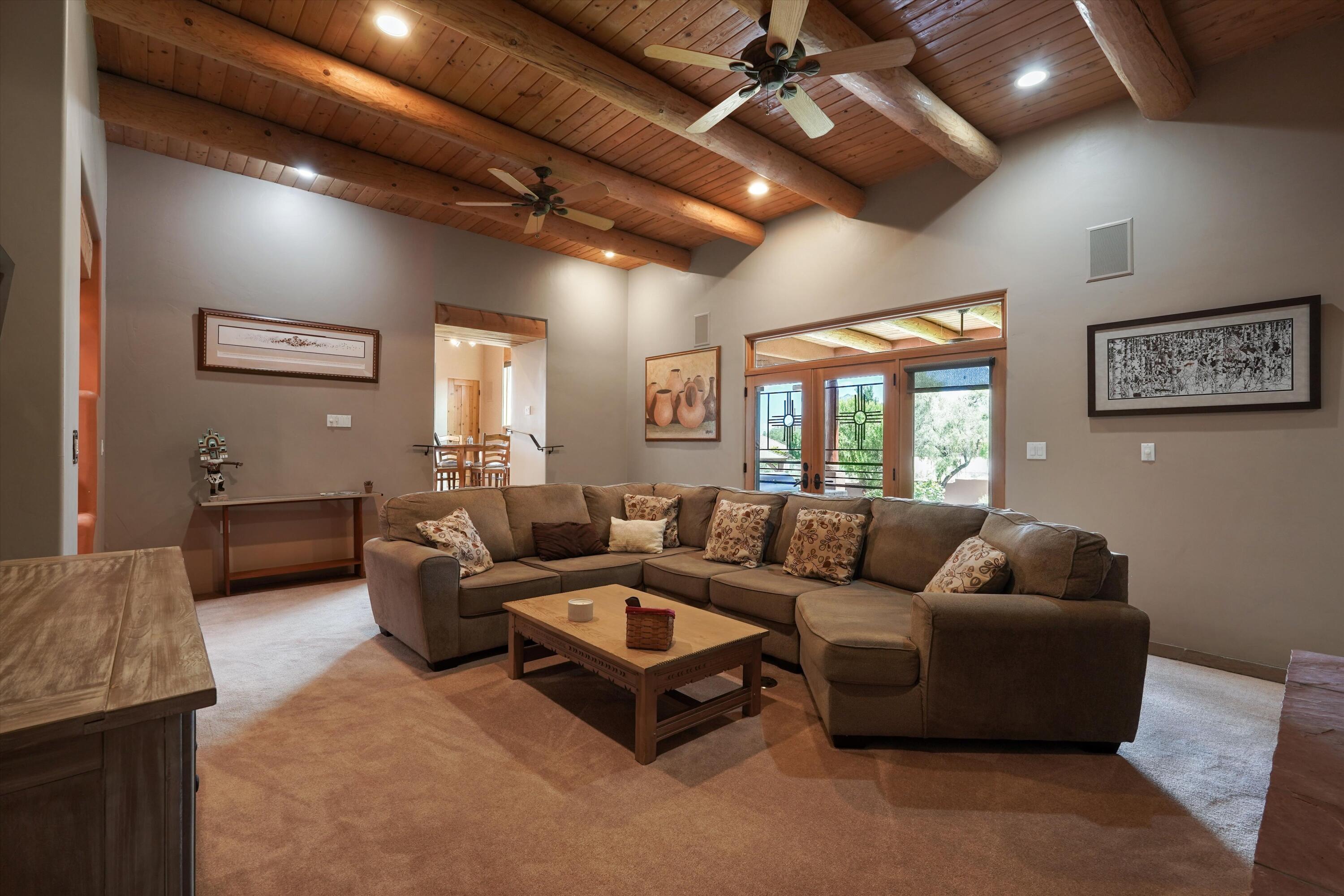 10709 San Francisco Road NE