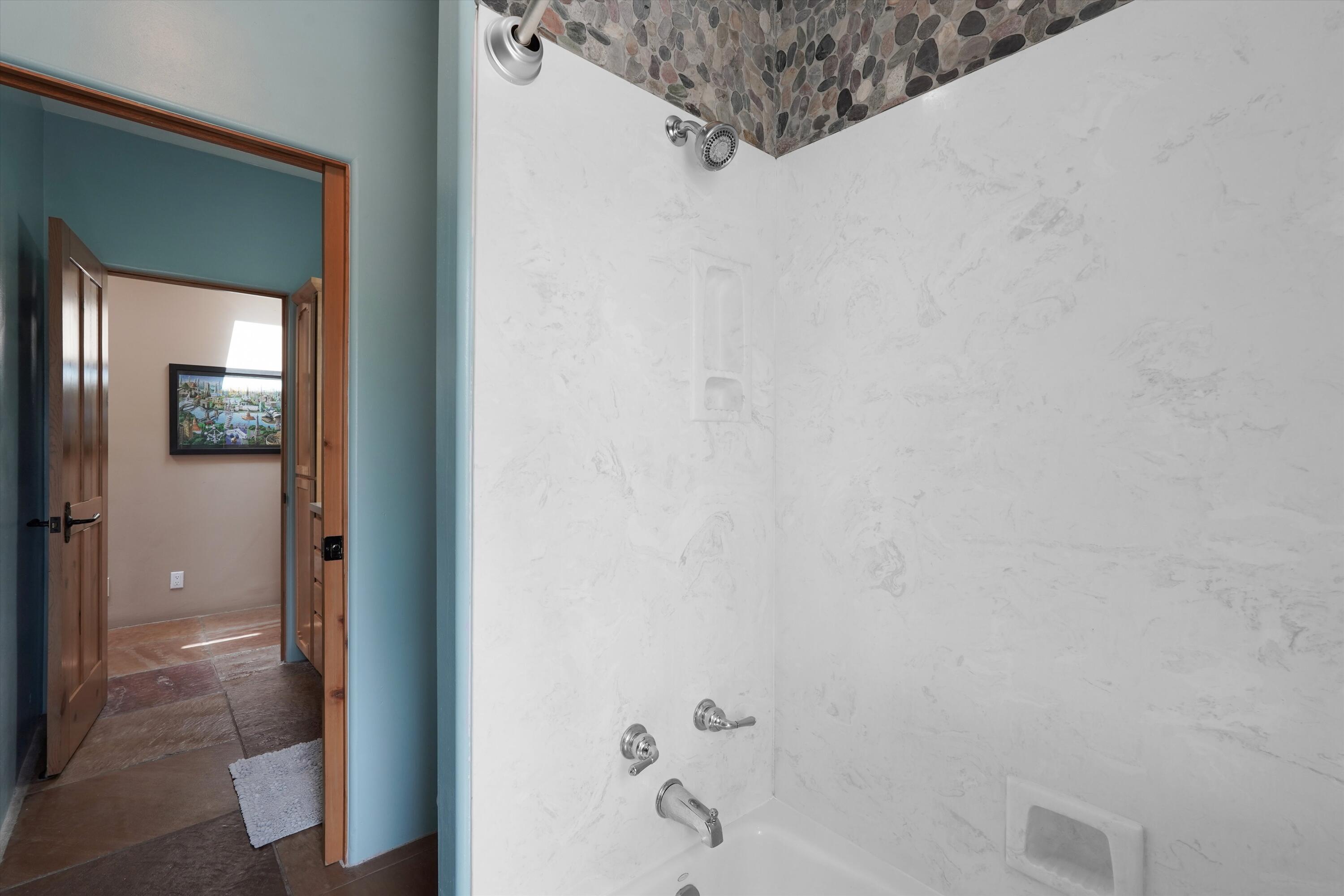 10709 San Francisco Road NE