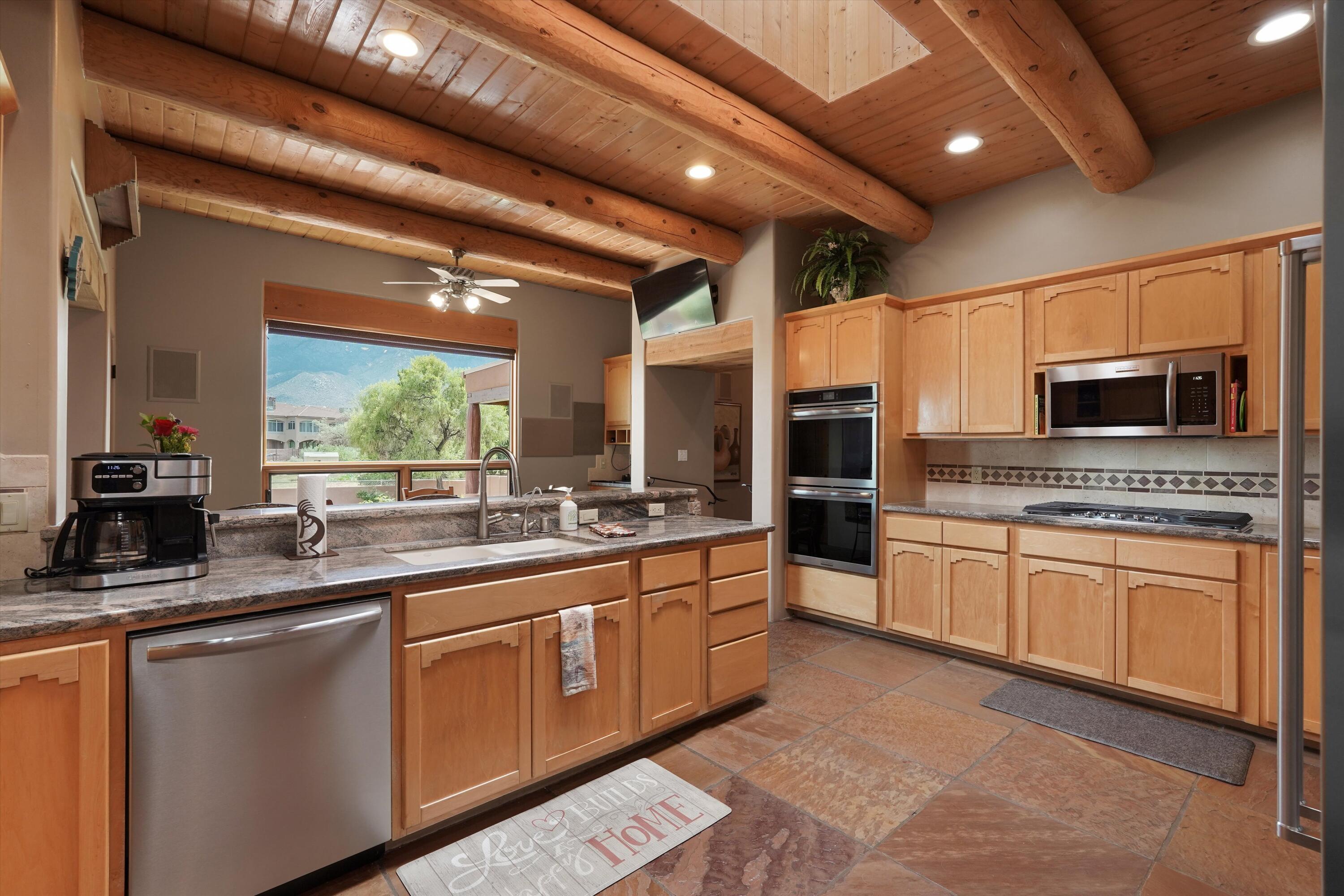 10709 San Francisco Road NE