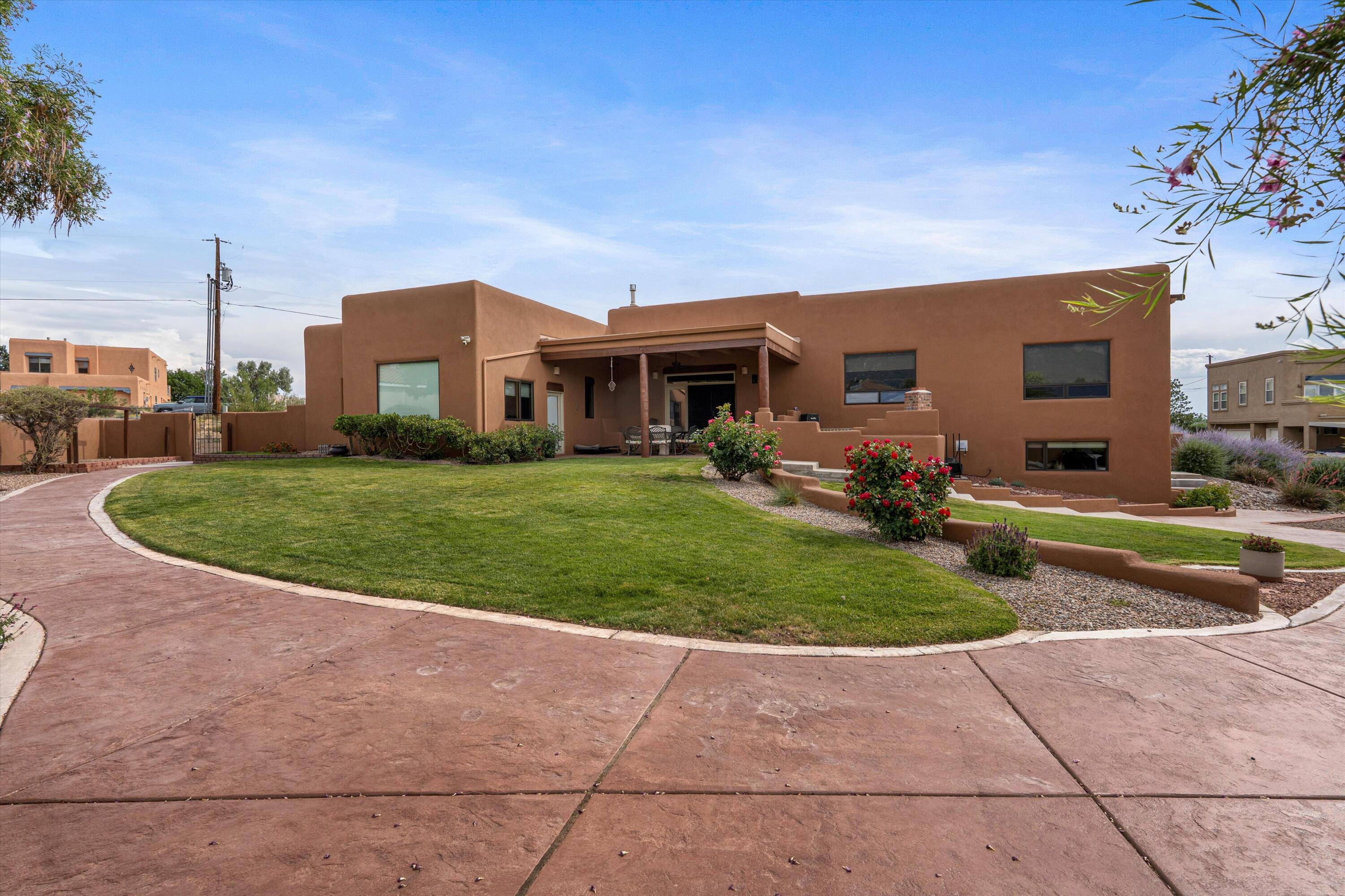 10709 San Francisco Road NE