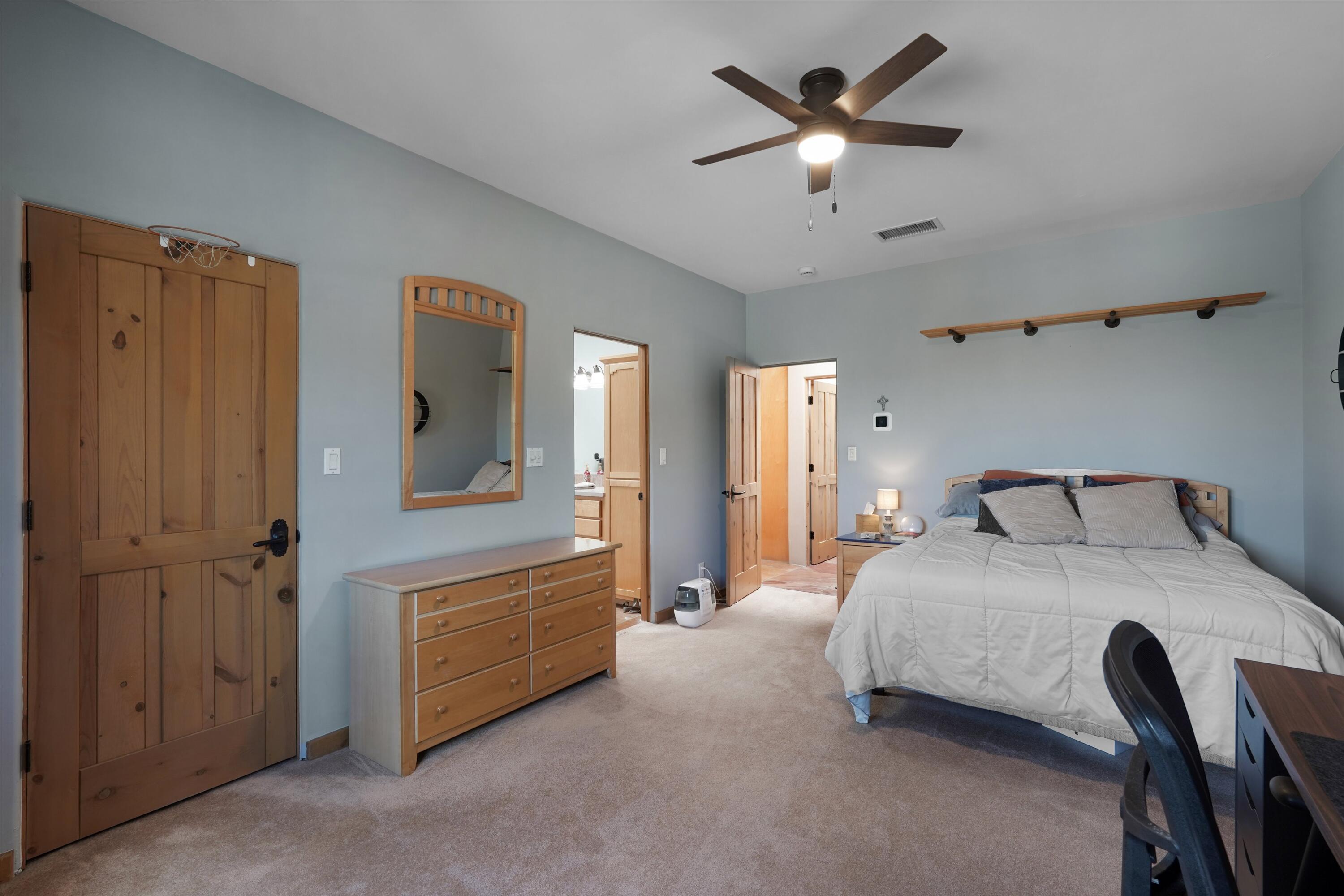 10709 San Francisco Road NE
