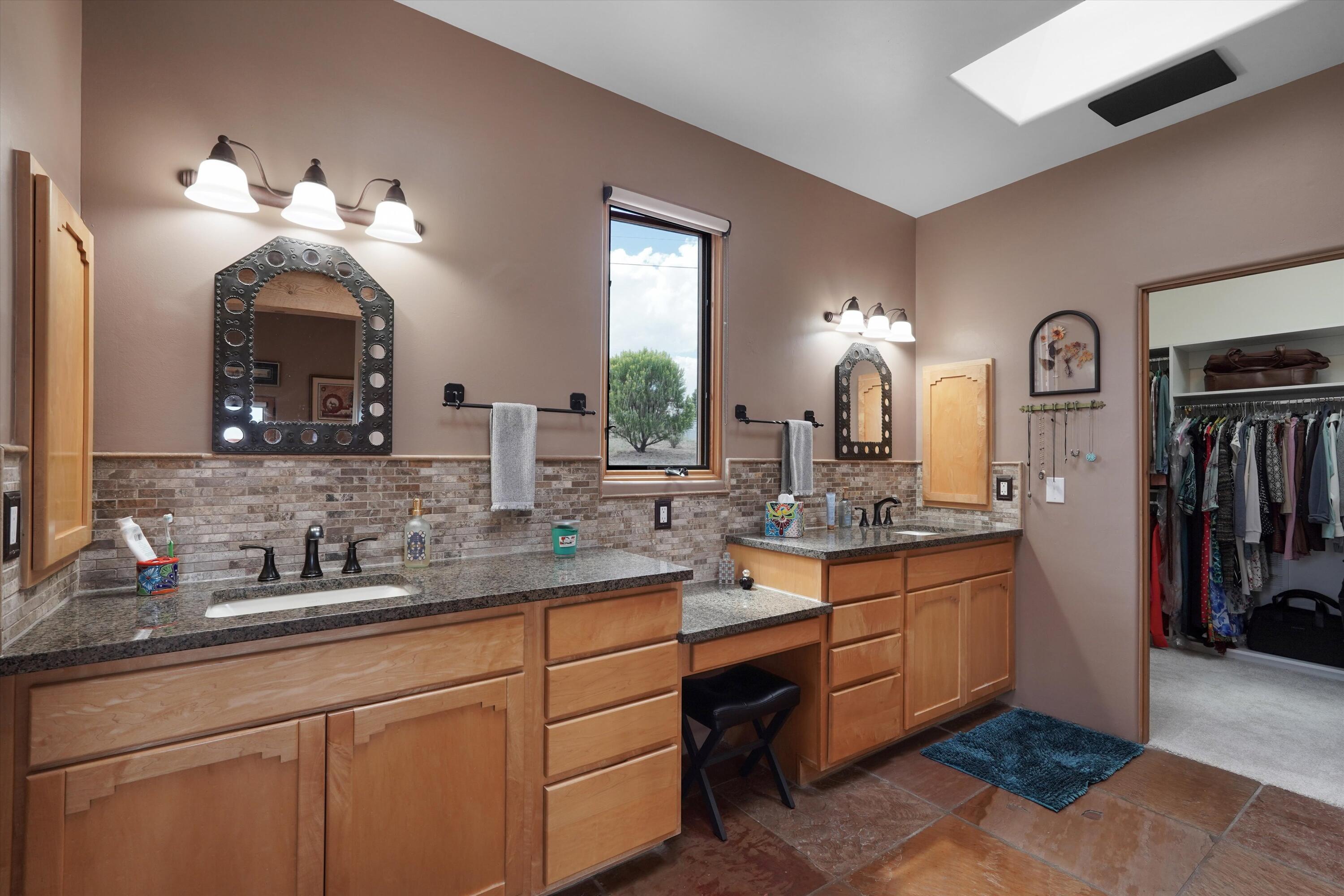 10709 San Francisco Road NE