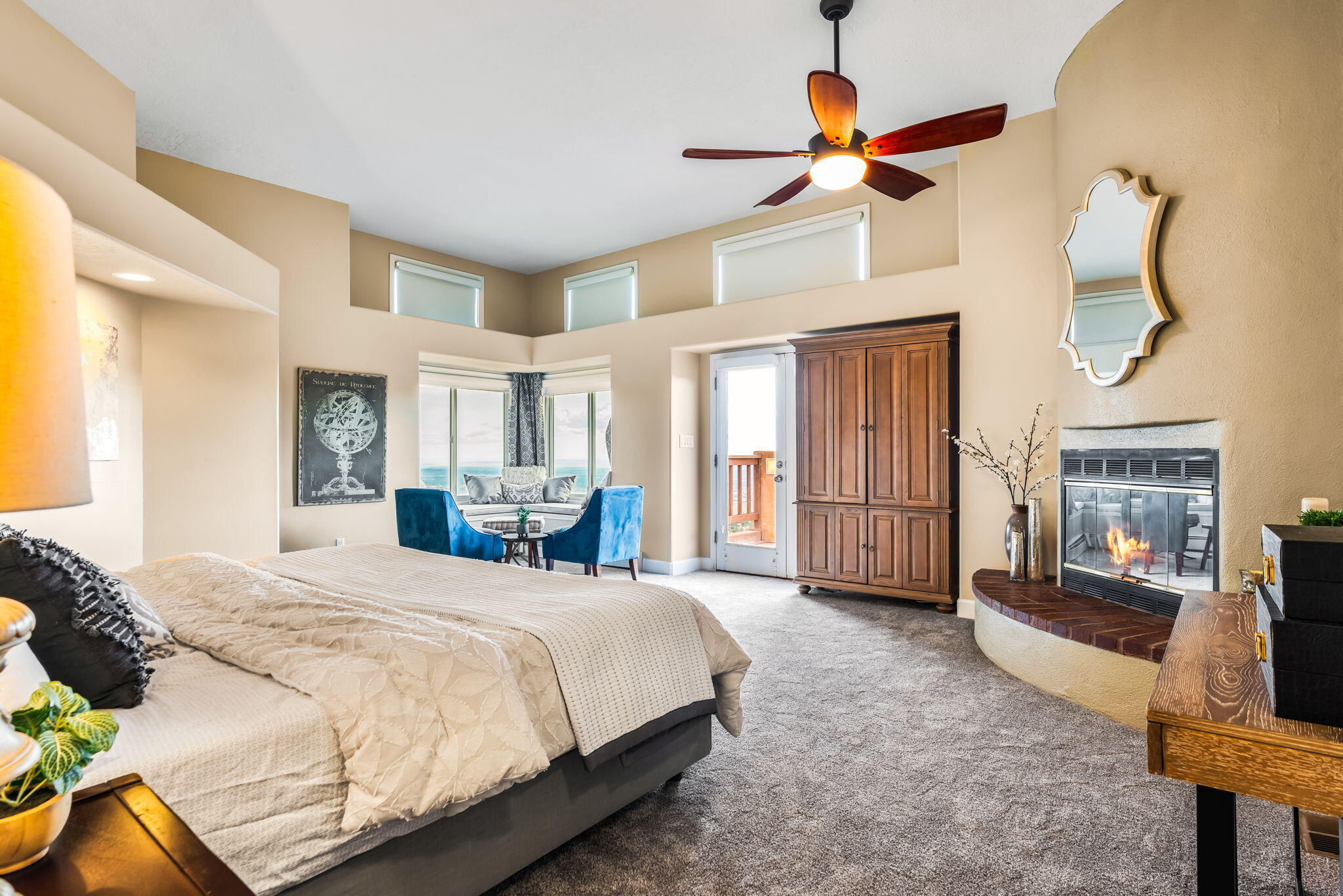 18 Tierra Monte Drive NE