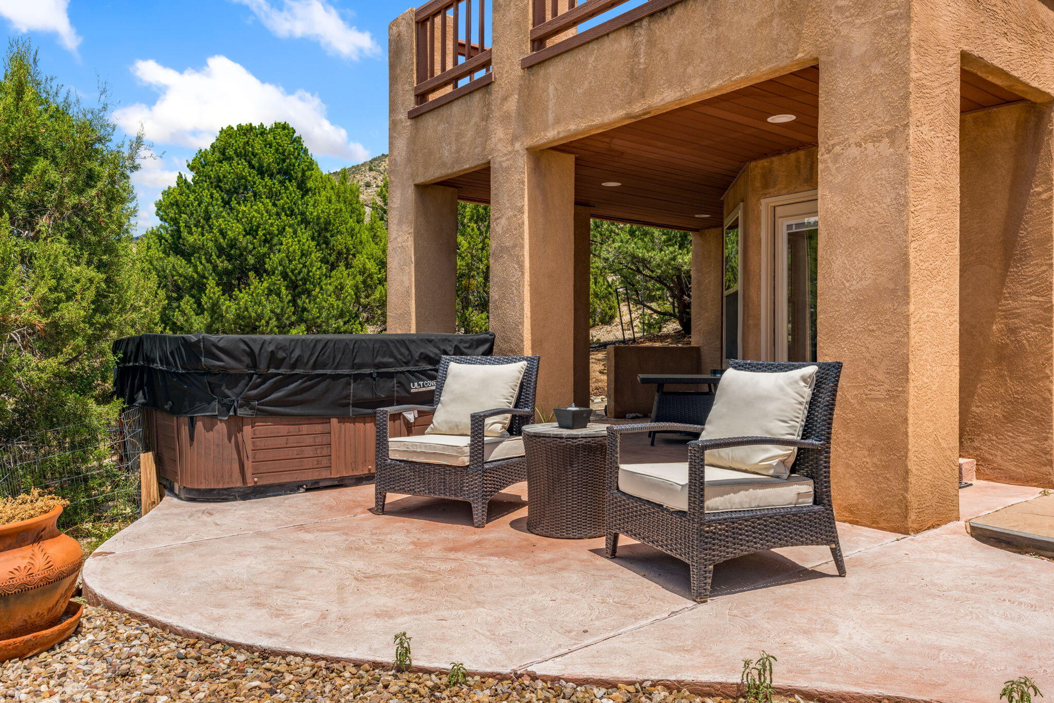 18 Tierra Monte Drive NE