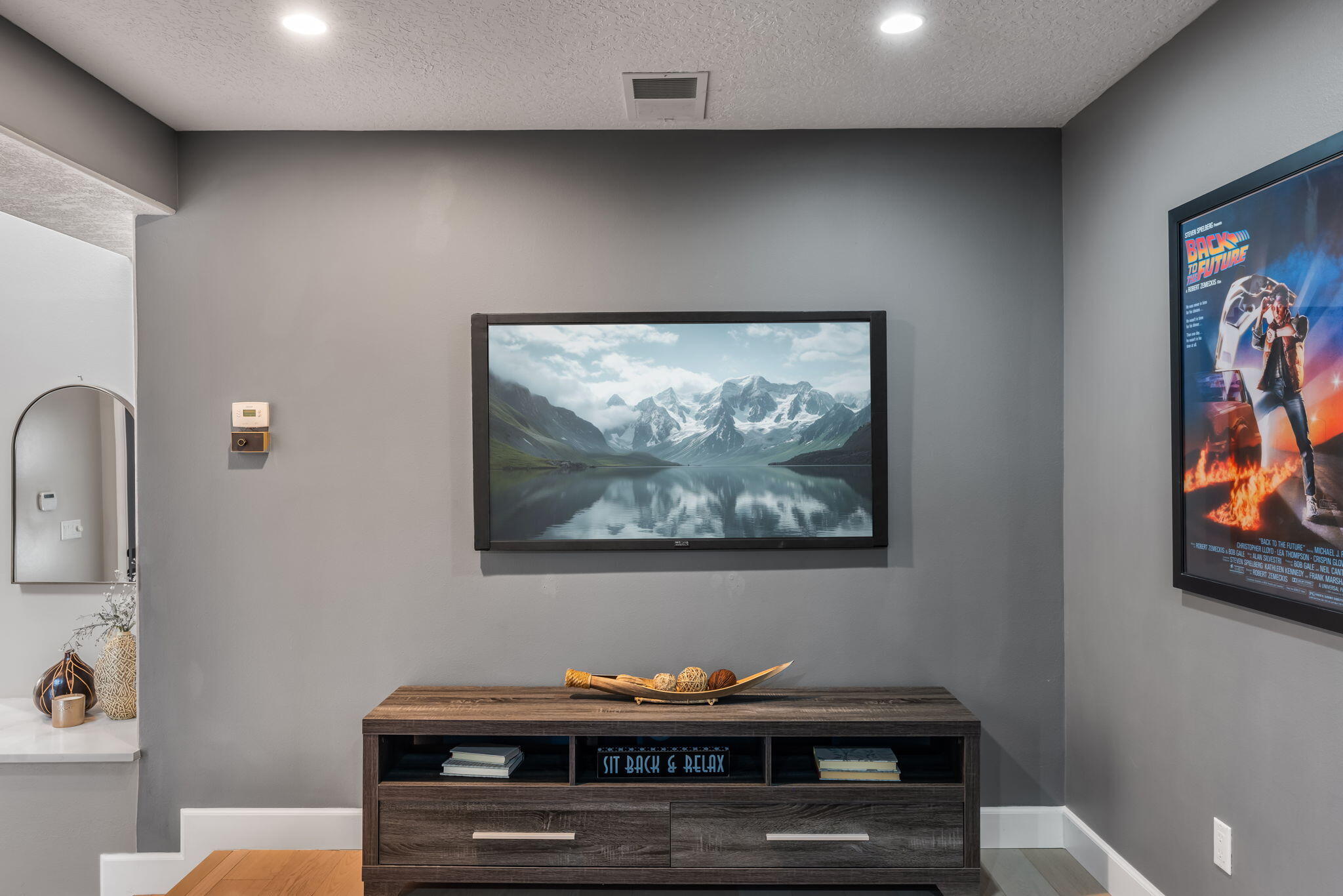 18 Tierra Monte Drive NE
