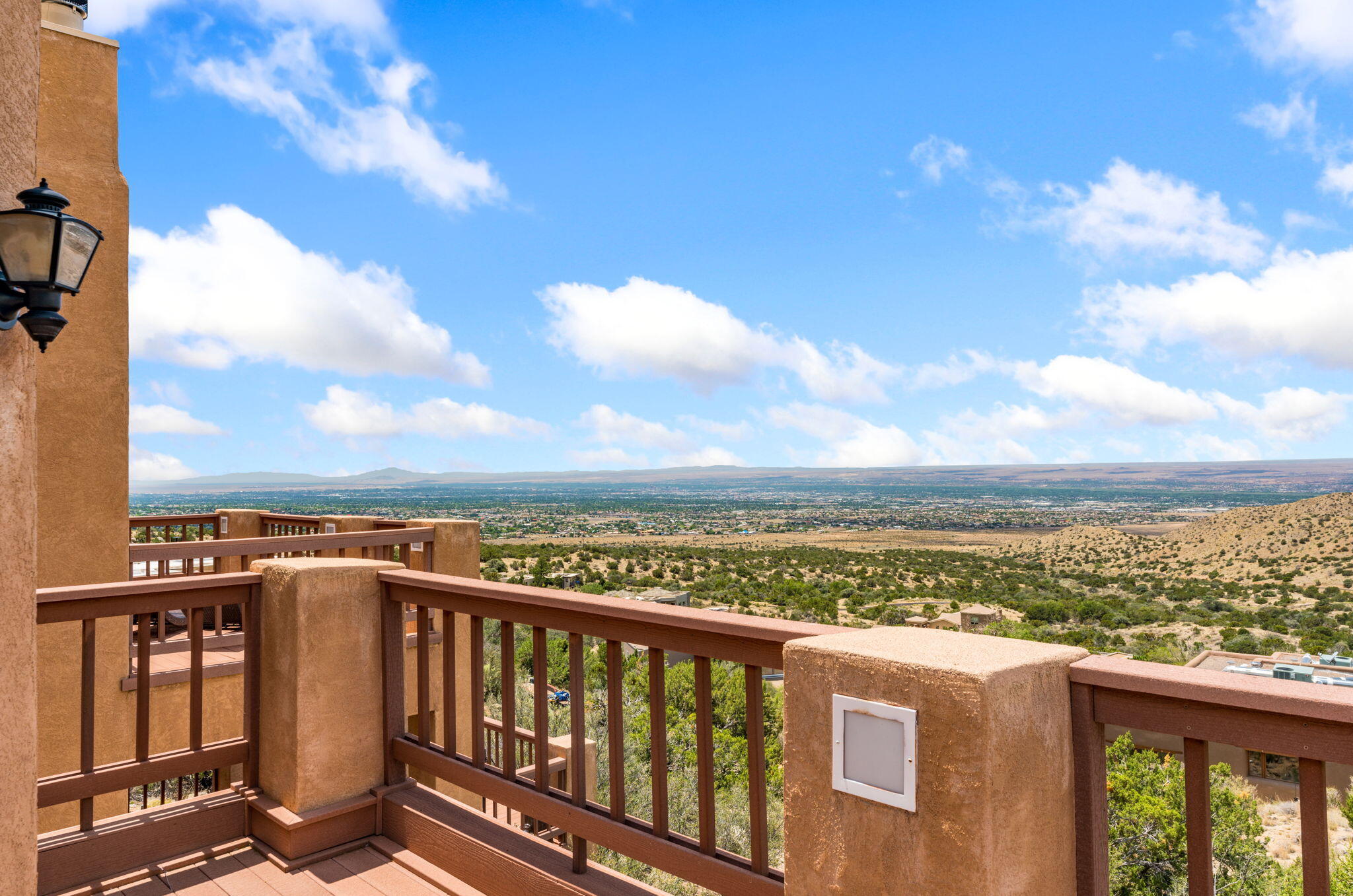 18 Tierra Monte Drive NE