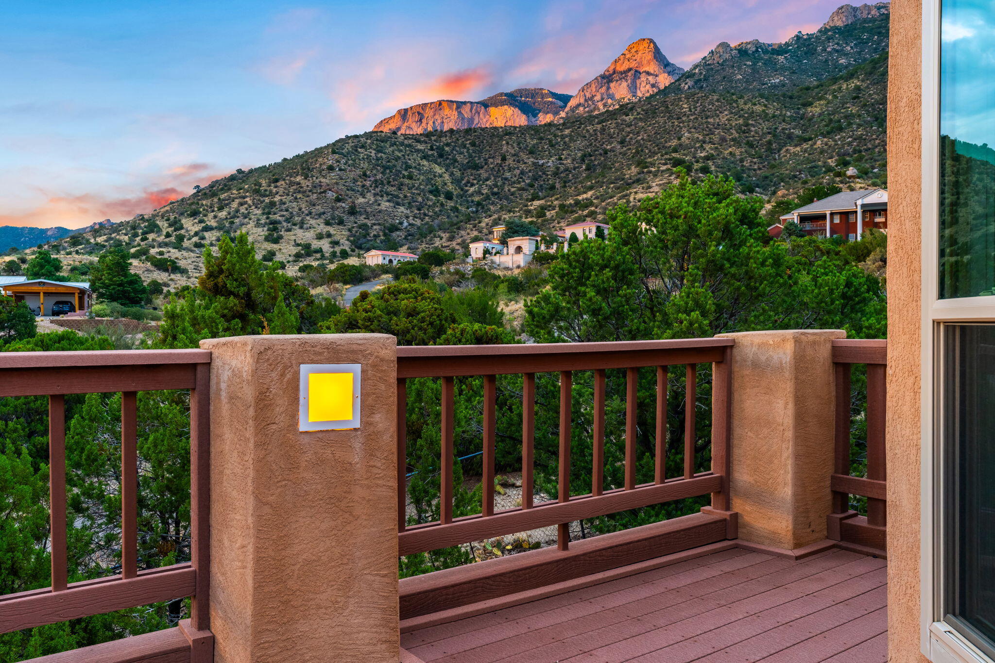 18 Tierra Monte Drive NE
