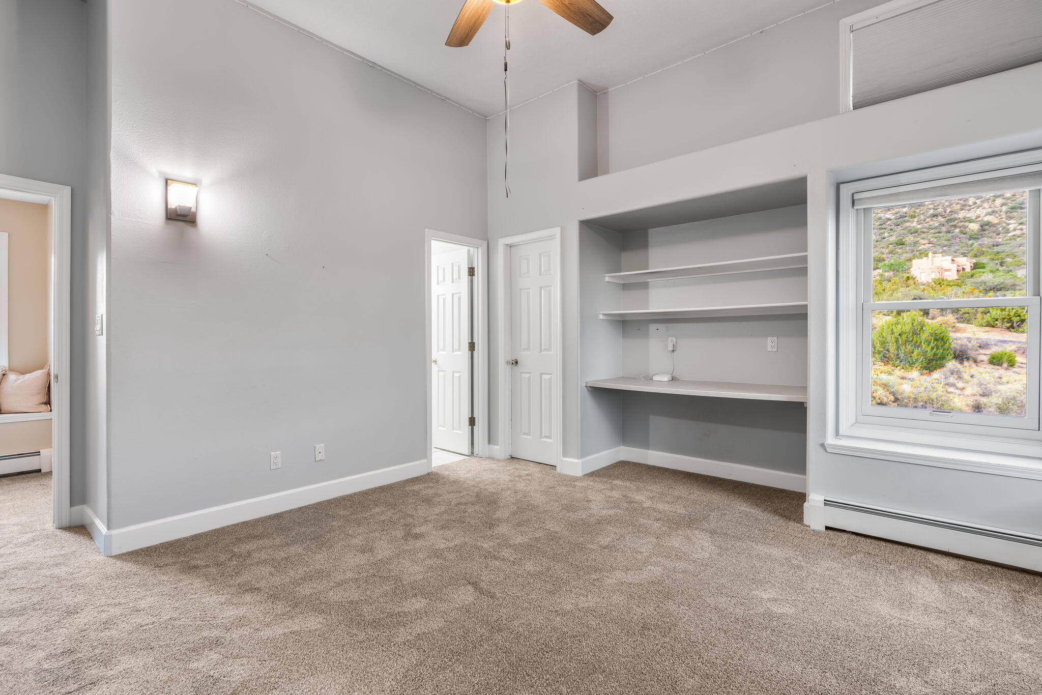 18 Tierra Monte Drive NE