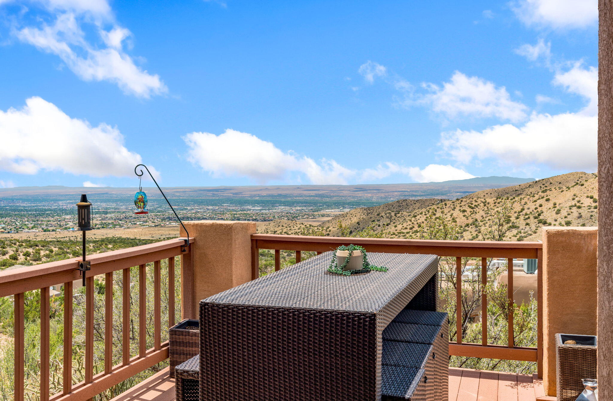 18 Tierra Monte Drive NE