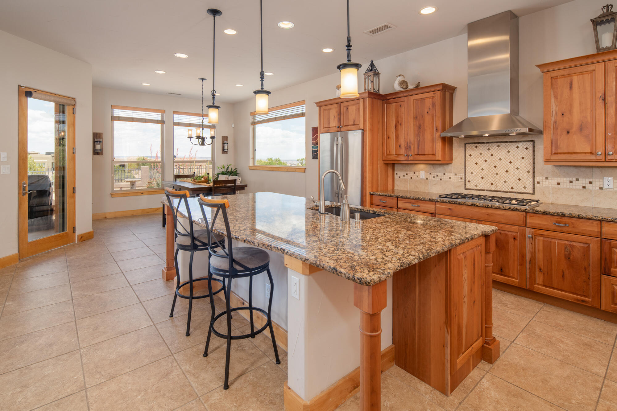 2401 Desert View Road NE