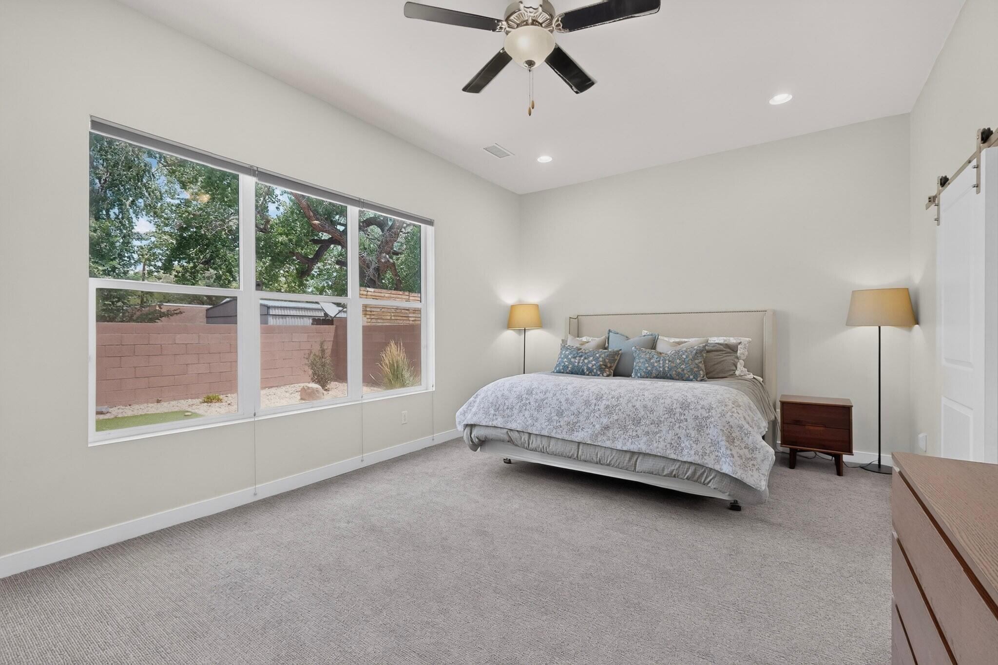 239 Vista Azul Lane NW