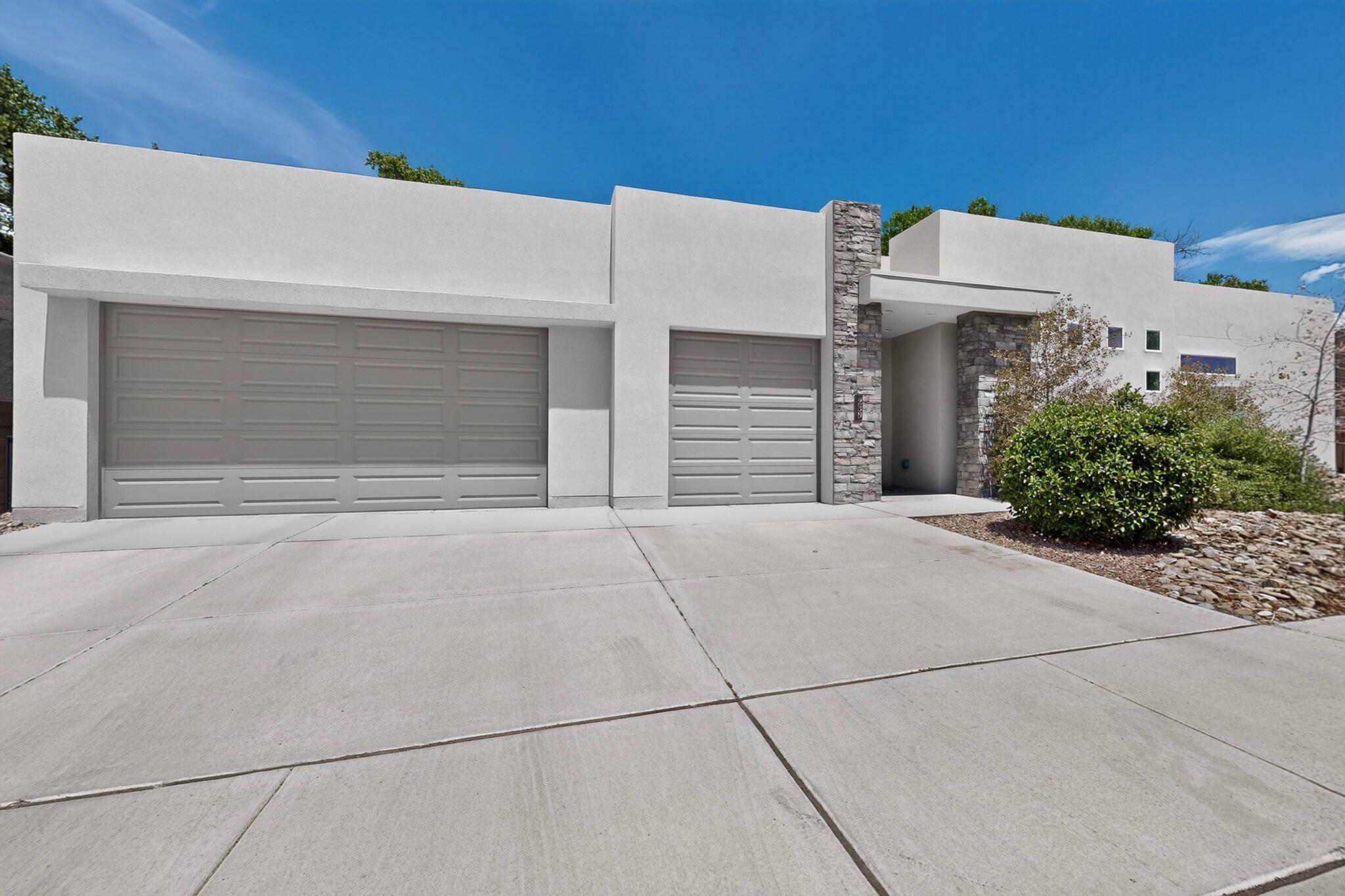 239 Vista Azul Lane NW