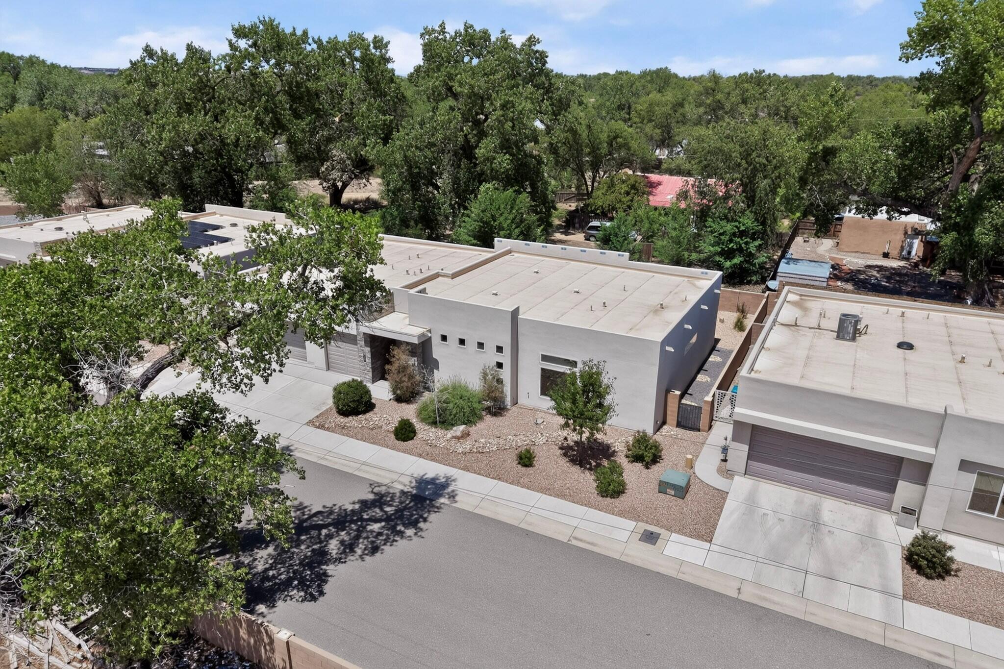 239 Vista Azul Lane NW