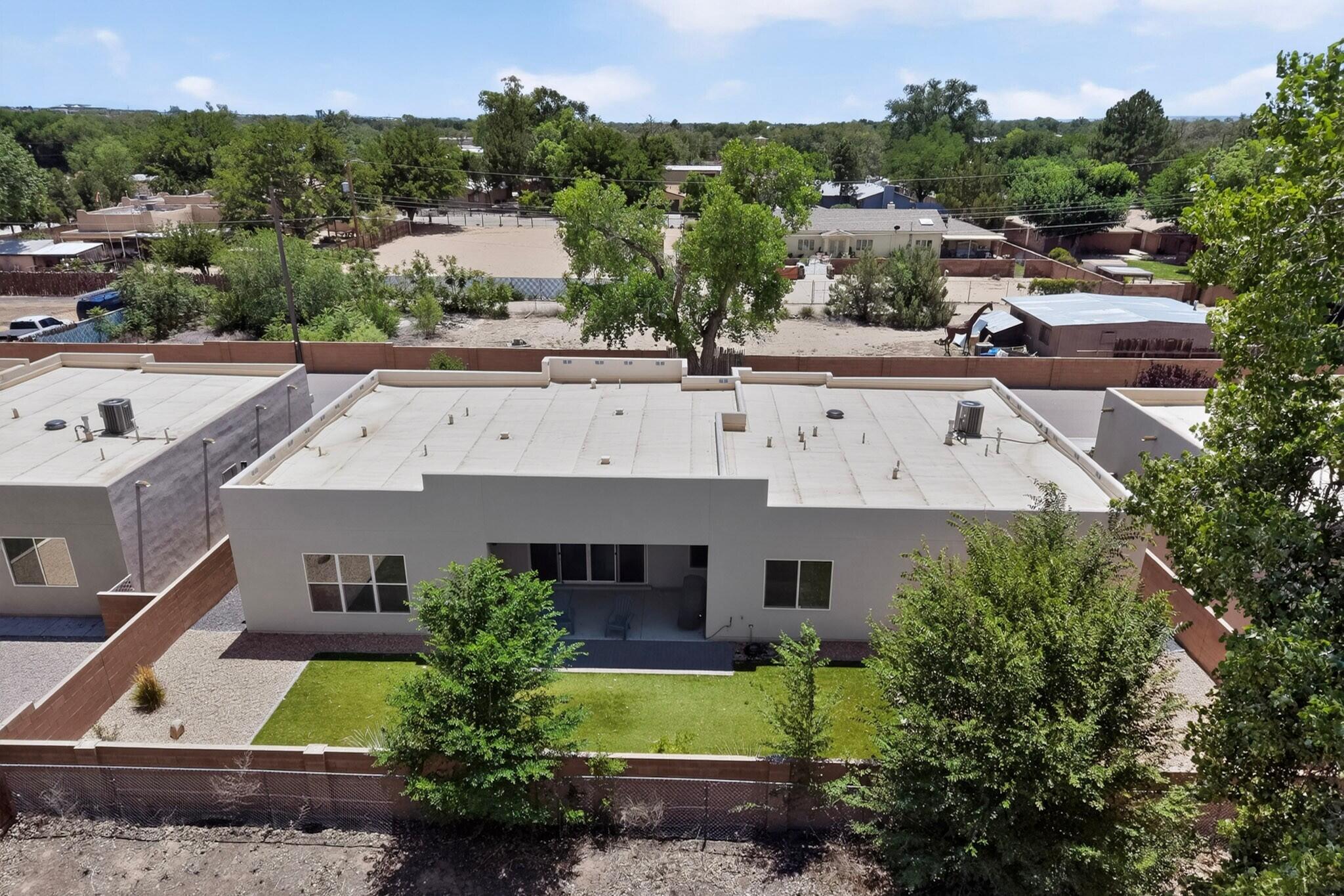 239 Vista Azul Lane NW