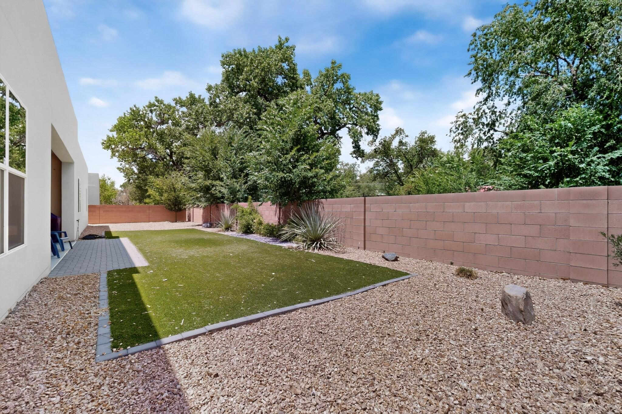 239 Vista Azul Lane NW